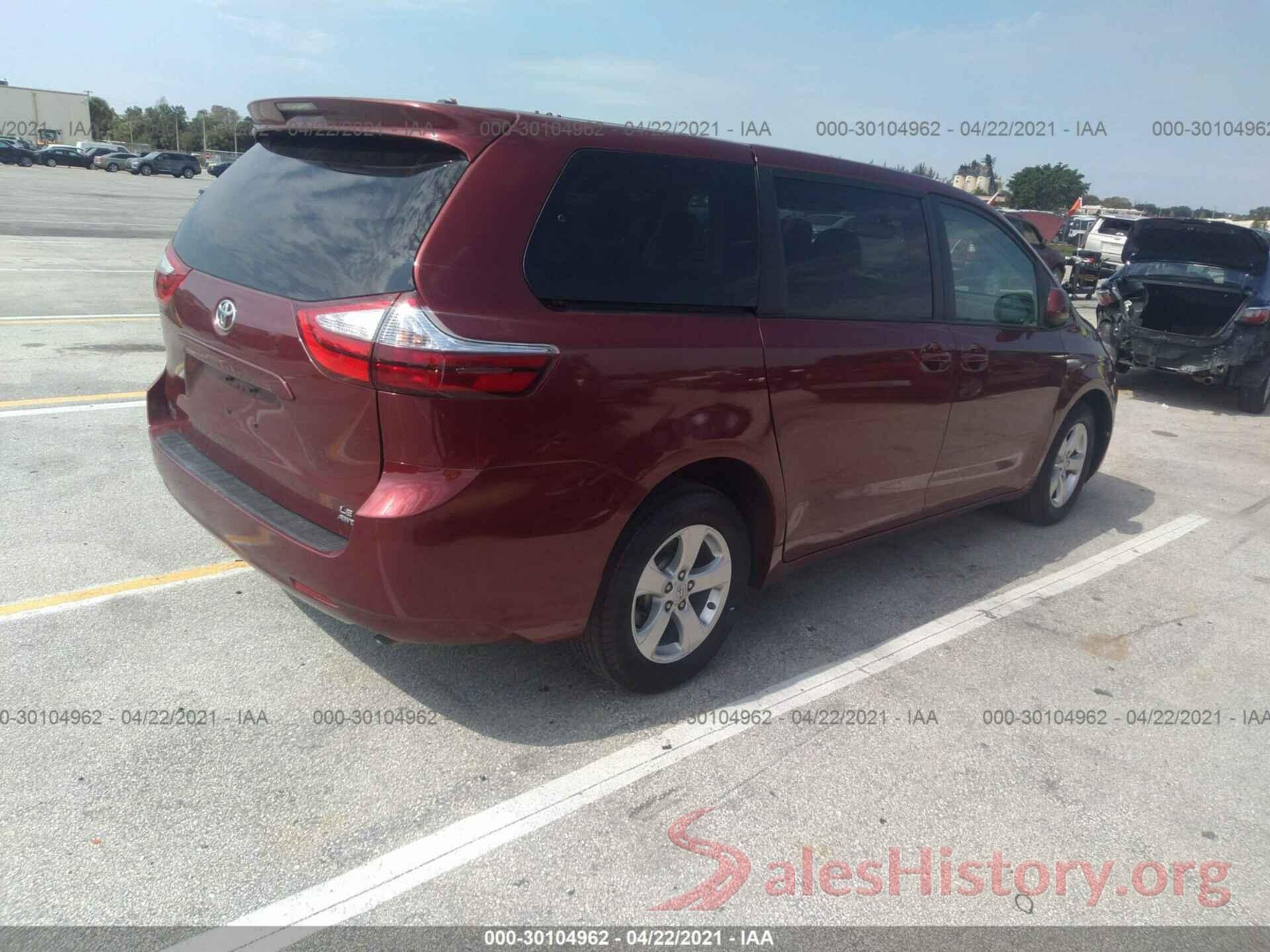 5TDKZ3DC4HS771851 2017 TOYOTA SIENNA