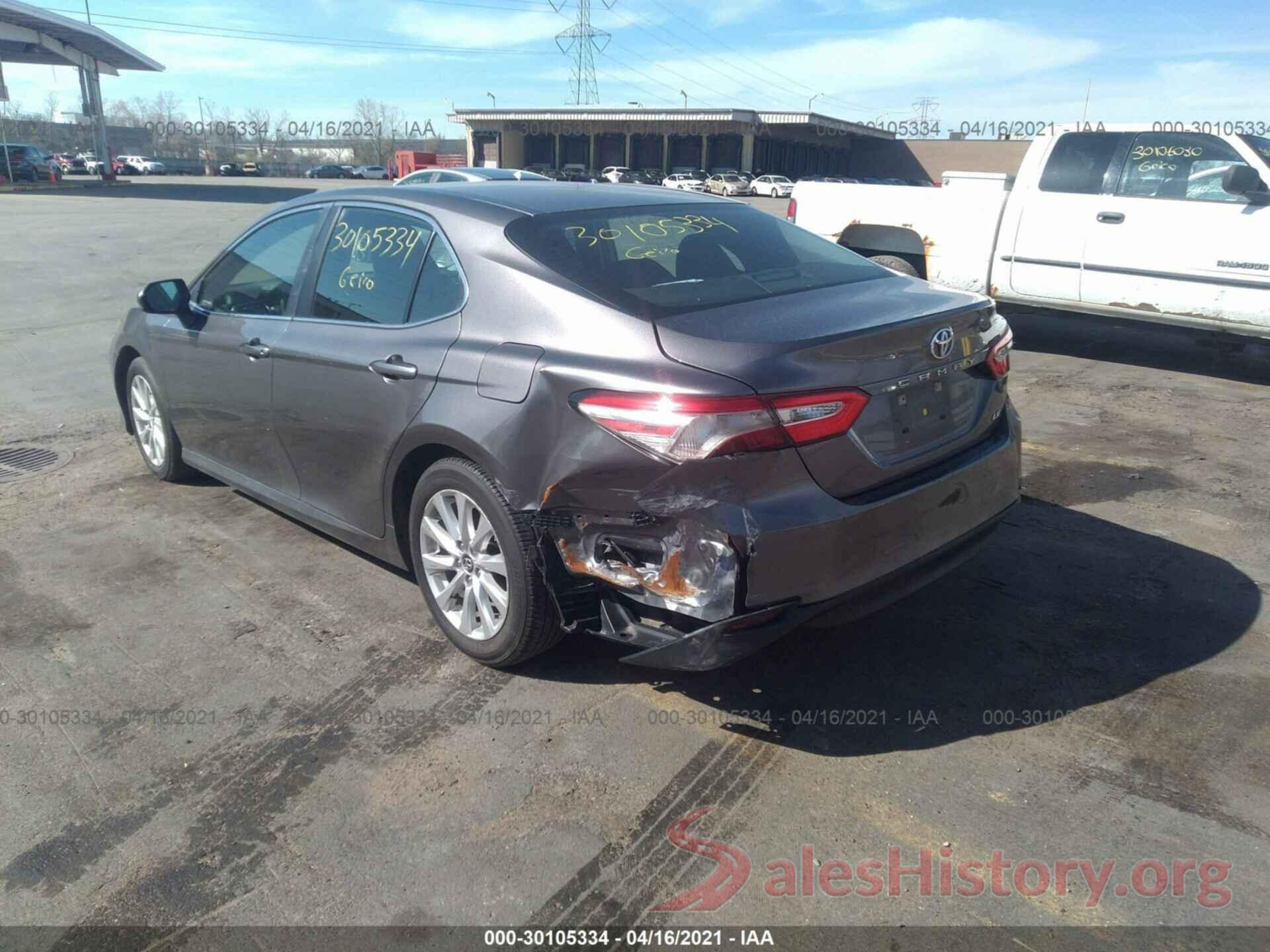 4T1B11HK3JU044193 2018 TOYOTA CAMRY