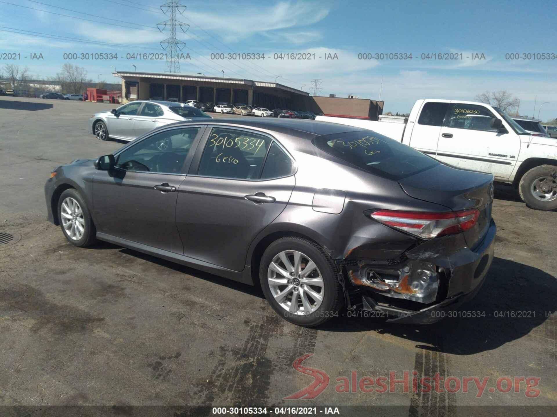 4T1B11HK3JU044193 2018 TOYOTA CAMRY