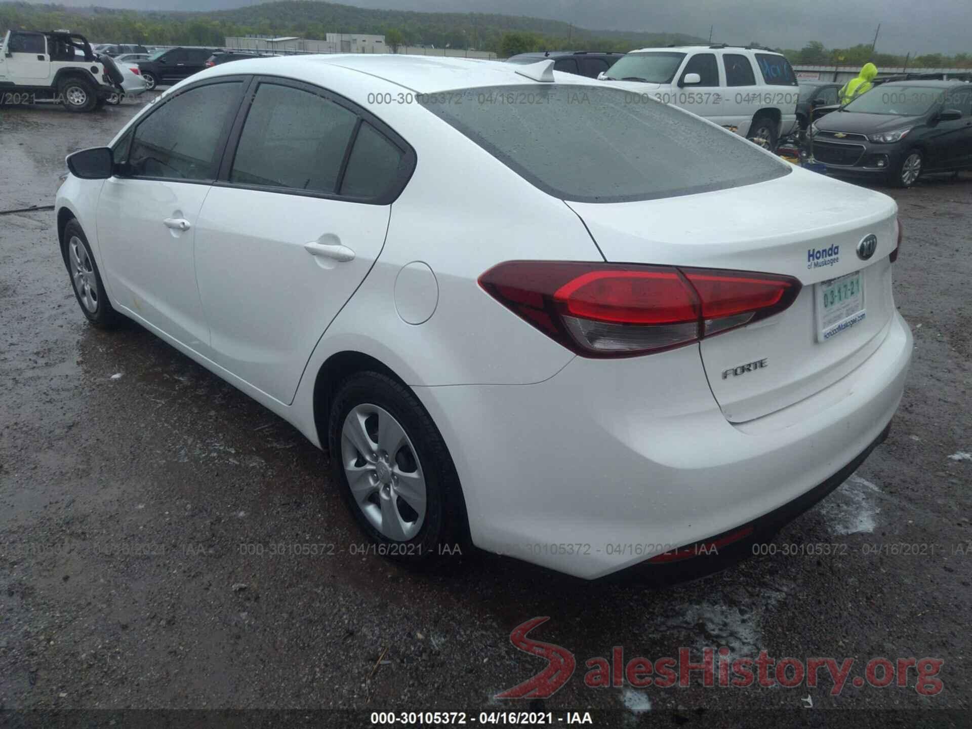 3KPFL4A75JE211482 2018 KIA FORTE