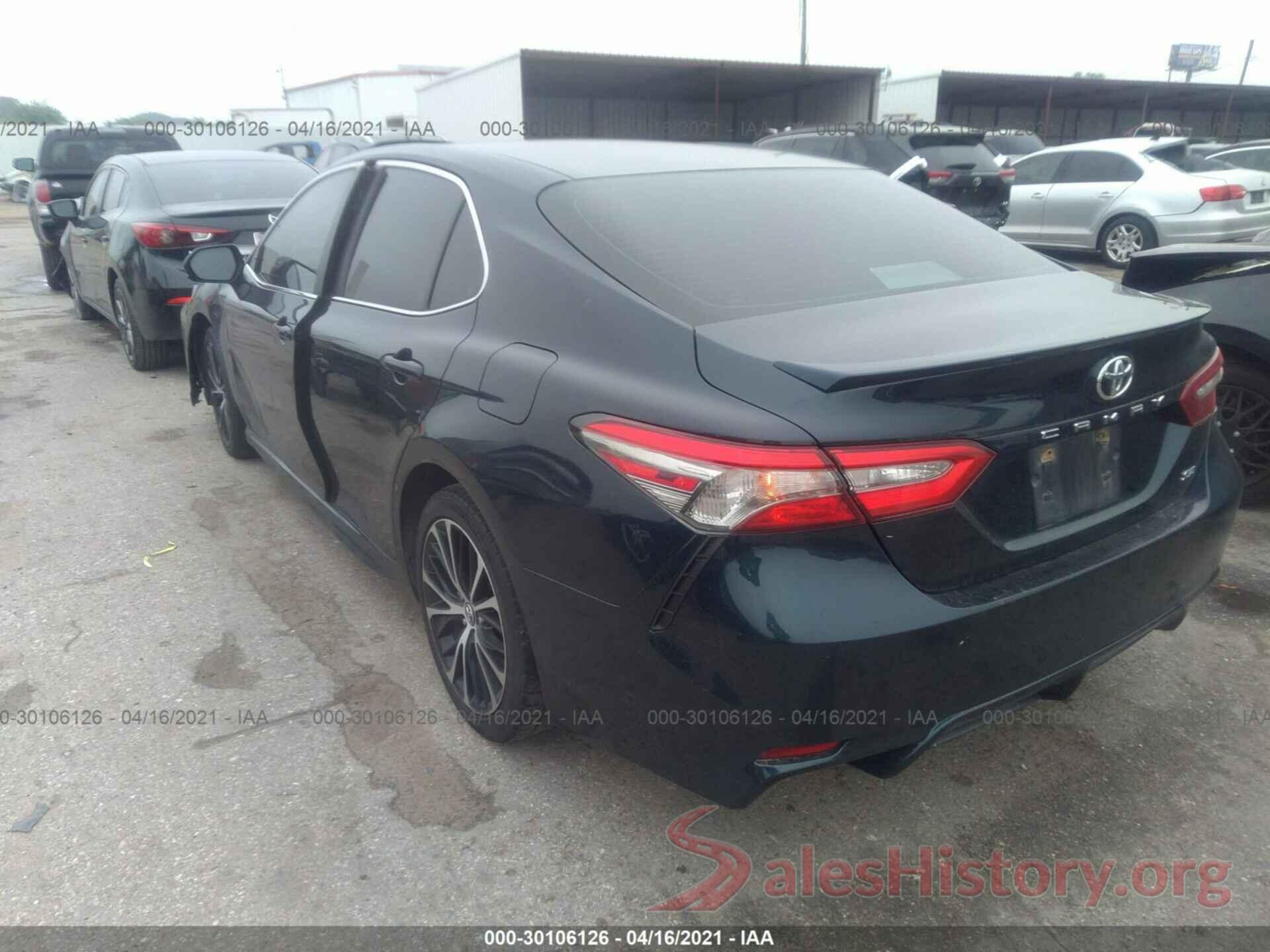 4T1B11HK8JU582730 2018 TOYOTA CAMRY