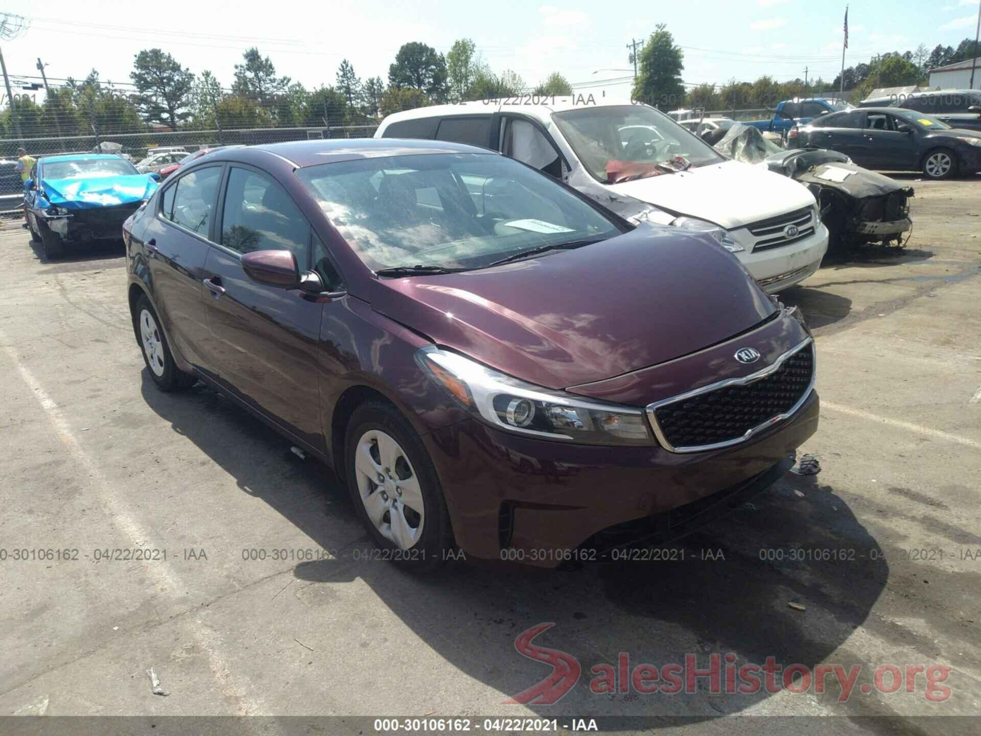 3KPFK4A71HE145672 2017 KIA FORTE