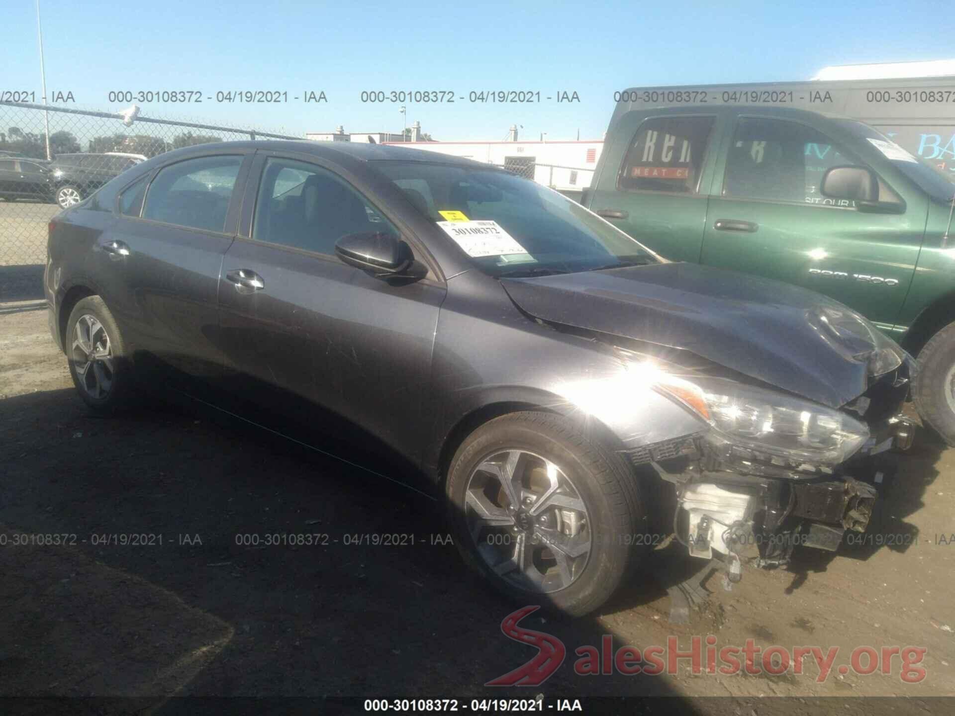 3KPF24AD5KE093265 2019 KIA FORTE