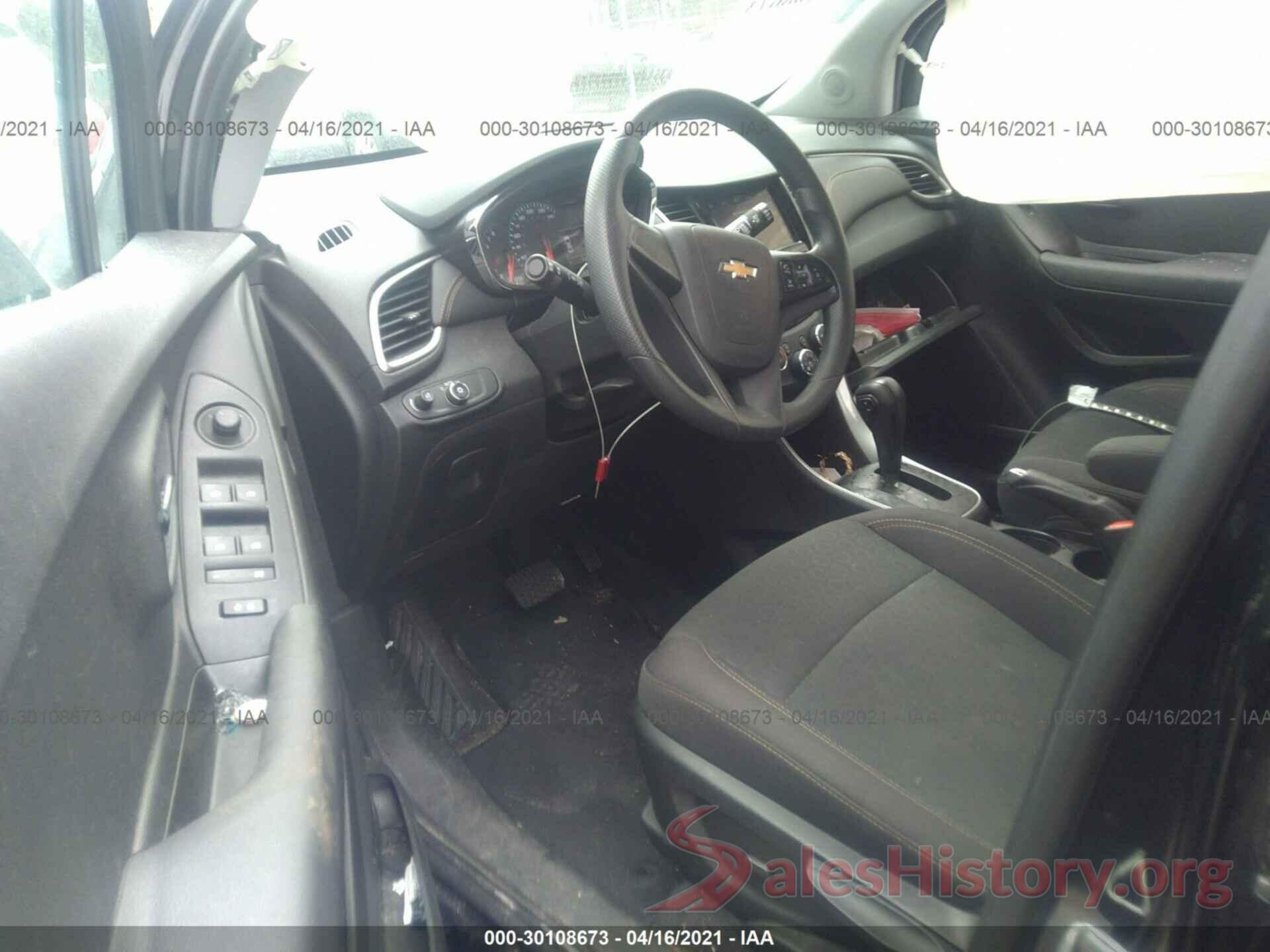 3GNCJKSB7KL272563 2019 CHEVROLET TRAX