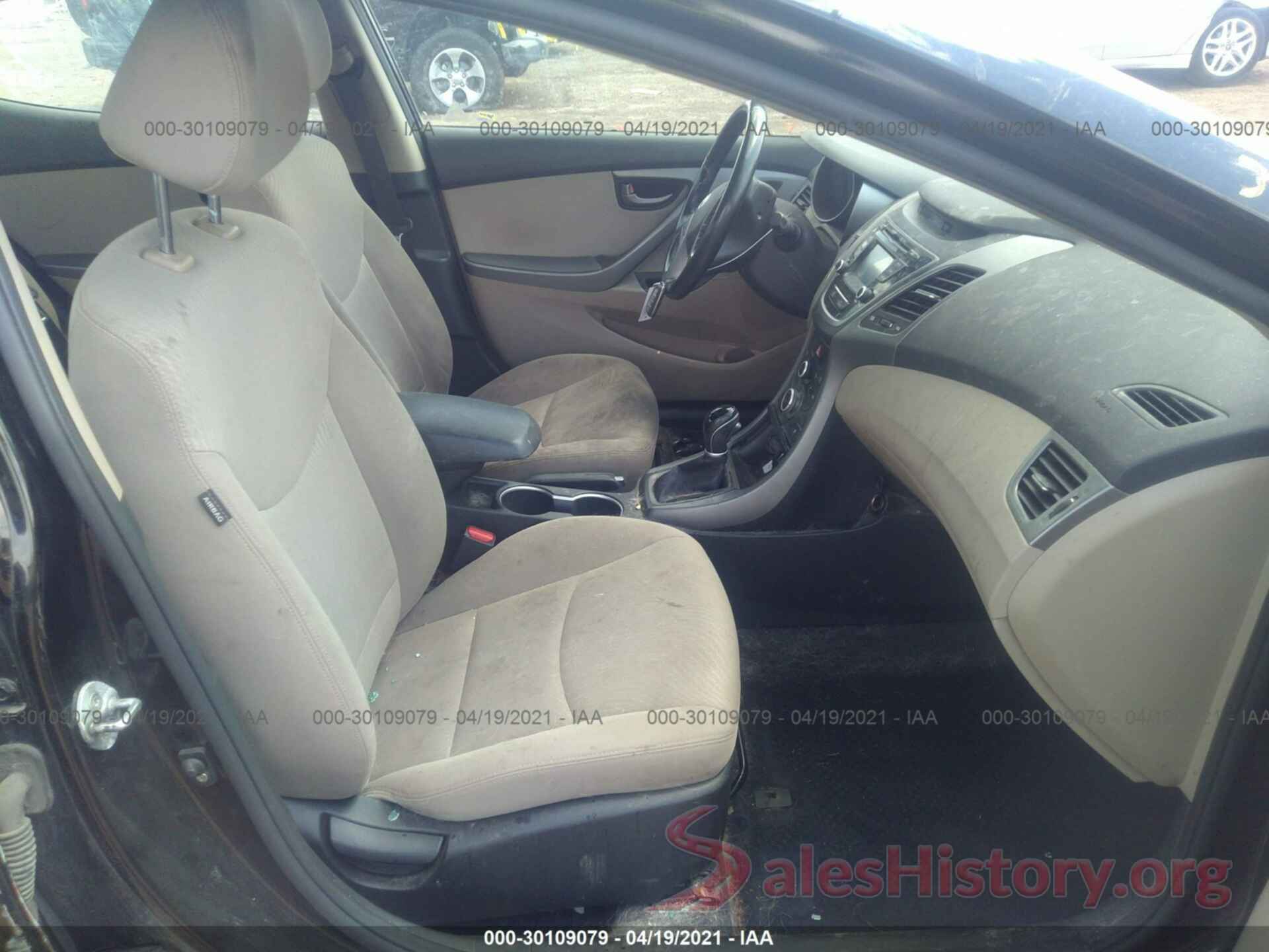 KMHDH4AE8GU600419 2016 HYUNDAI ELANTRA