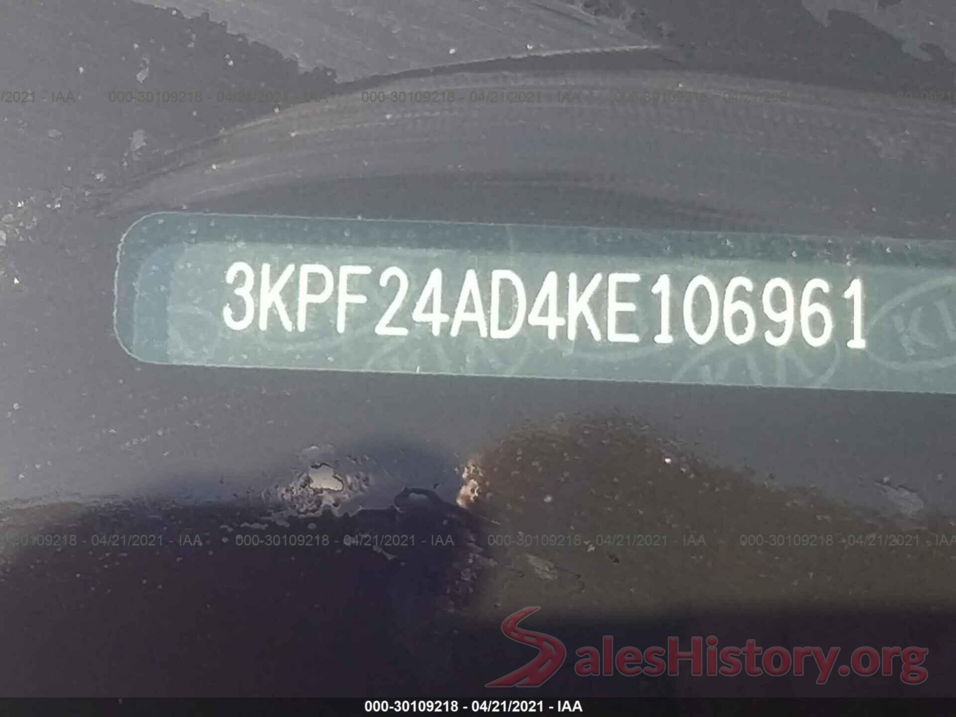 3KPF24AD4KE106961 2019 KIA FORTE