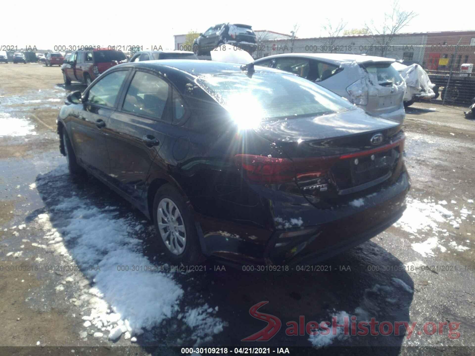 3KPF24AD4KE106961 2019 KIA FORTE