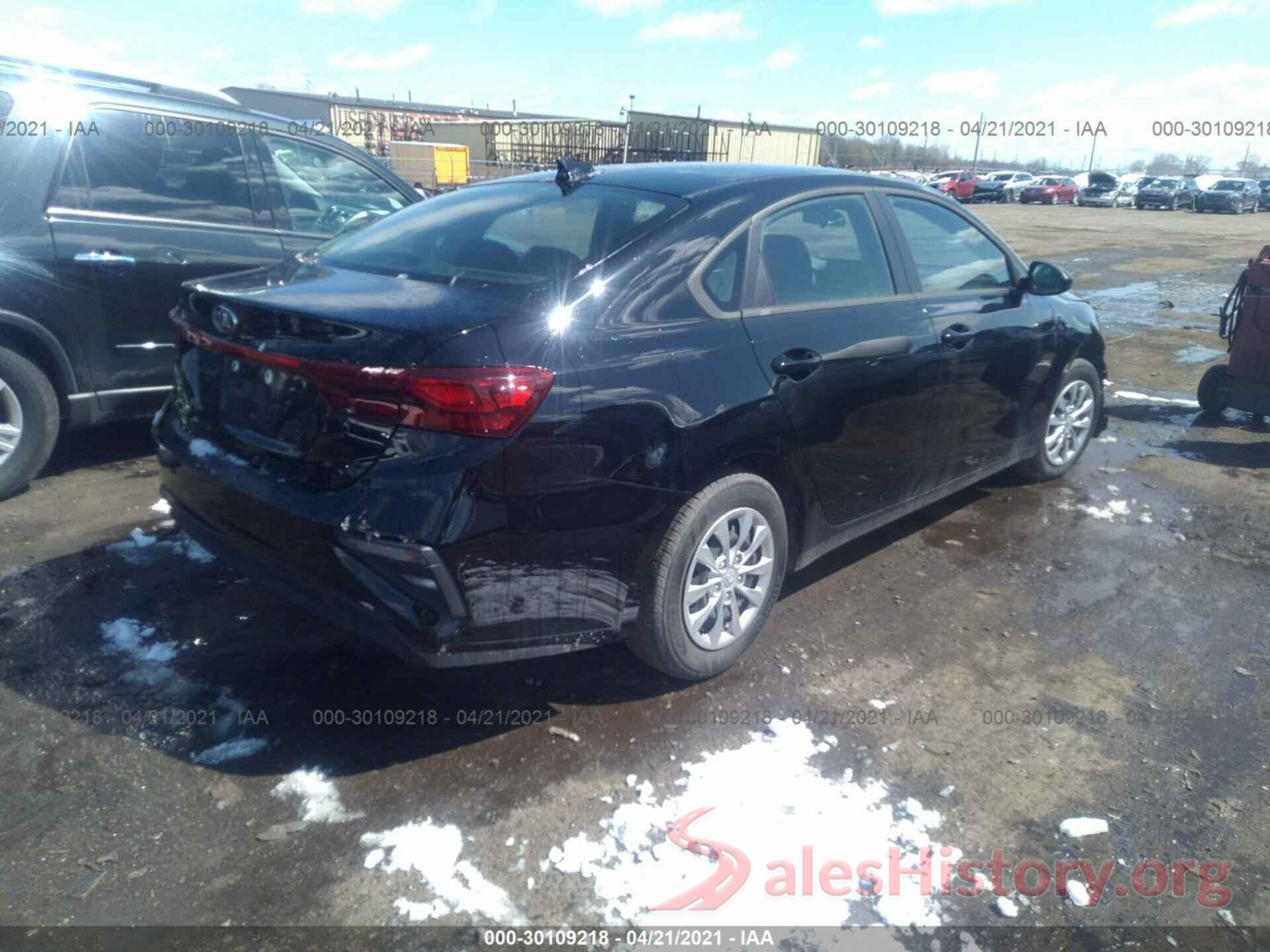 3KPF24AD4KE106961 2019 KIA FORTE