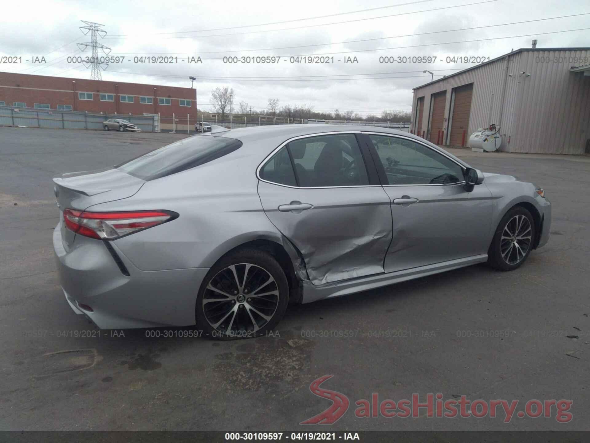 4T1B11HK1KU743839 2019 TOYOTA CAMRY