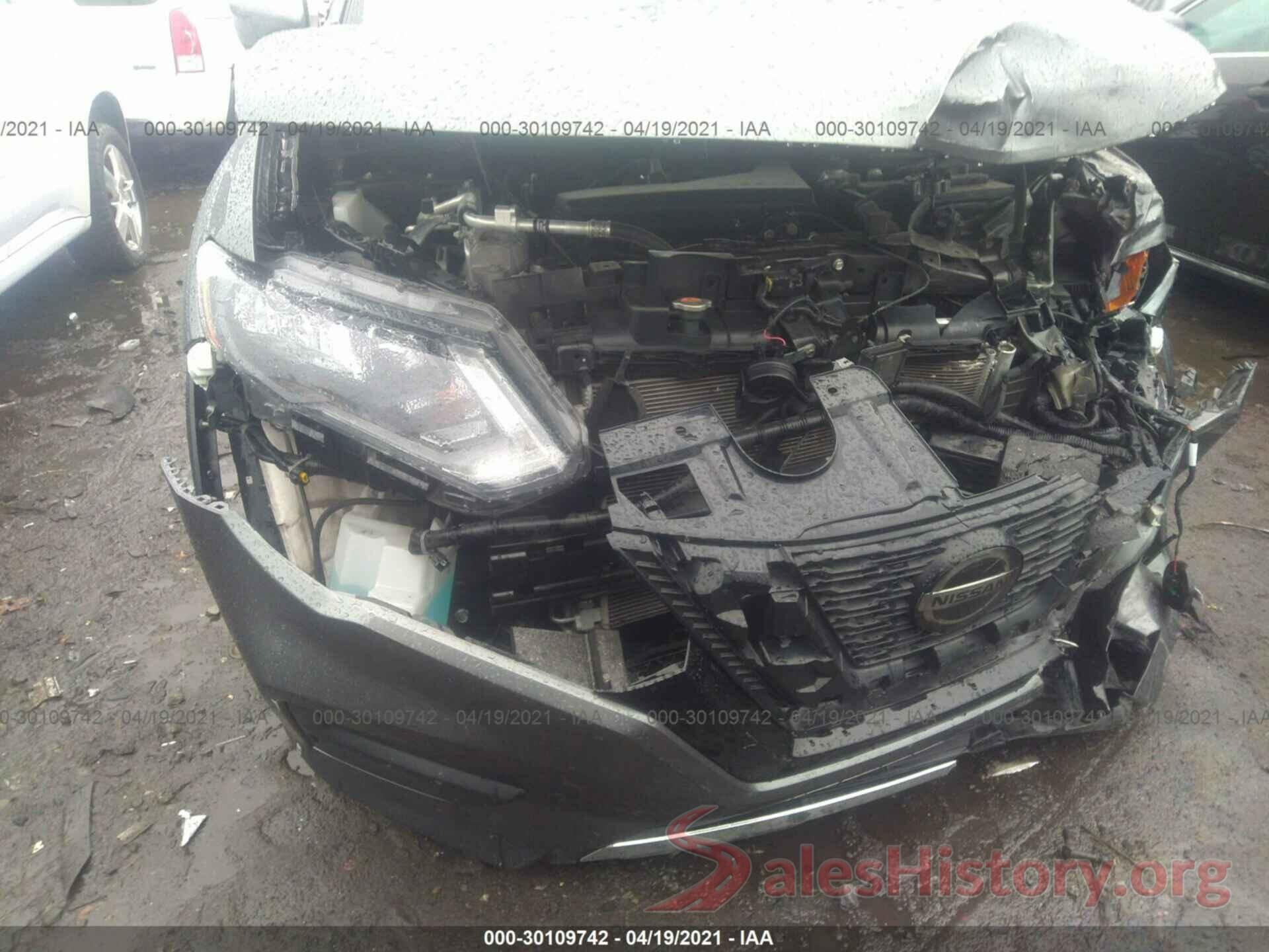 5N1AT2MT5JC763607 2018 NISSAN ROGUE