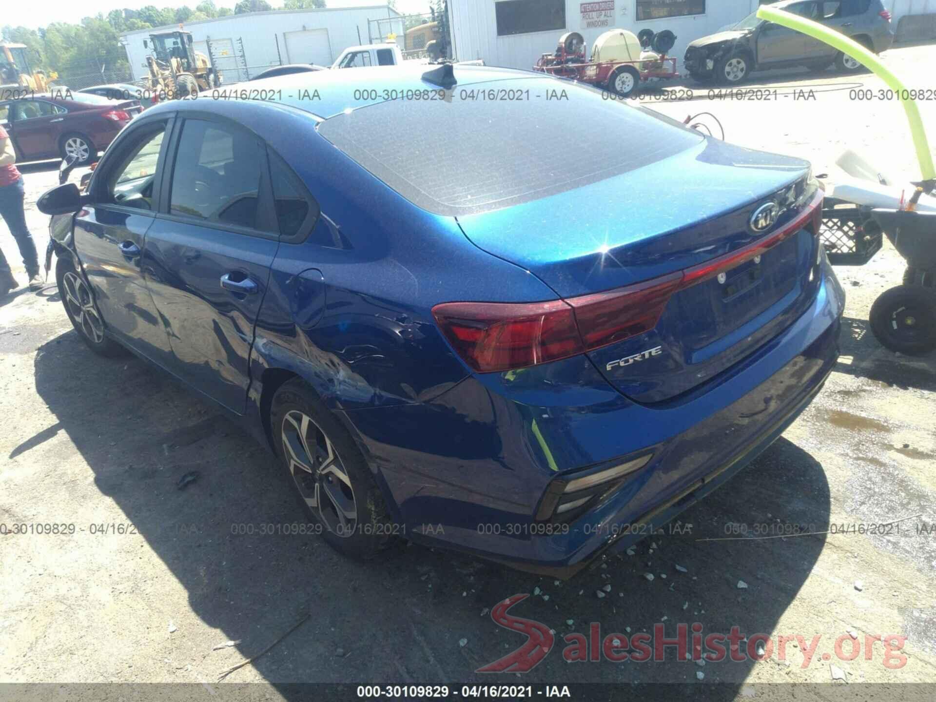 3KPF24ADXKE067437 2019 KIA FORTE