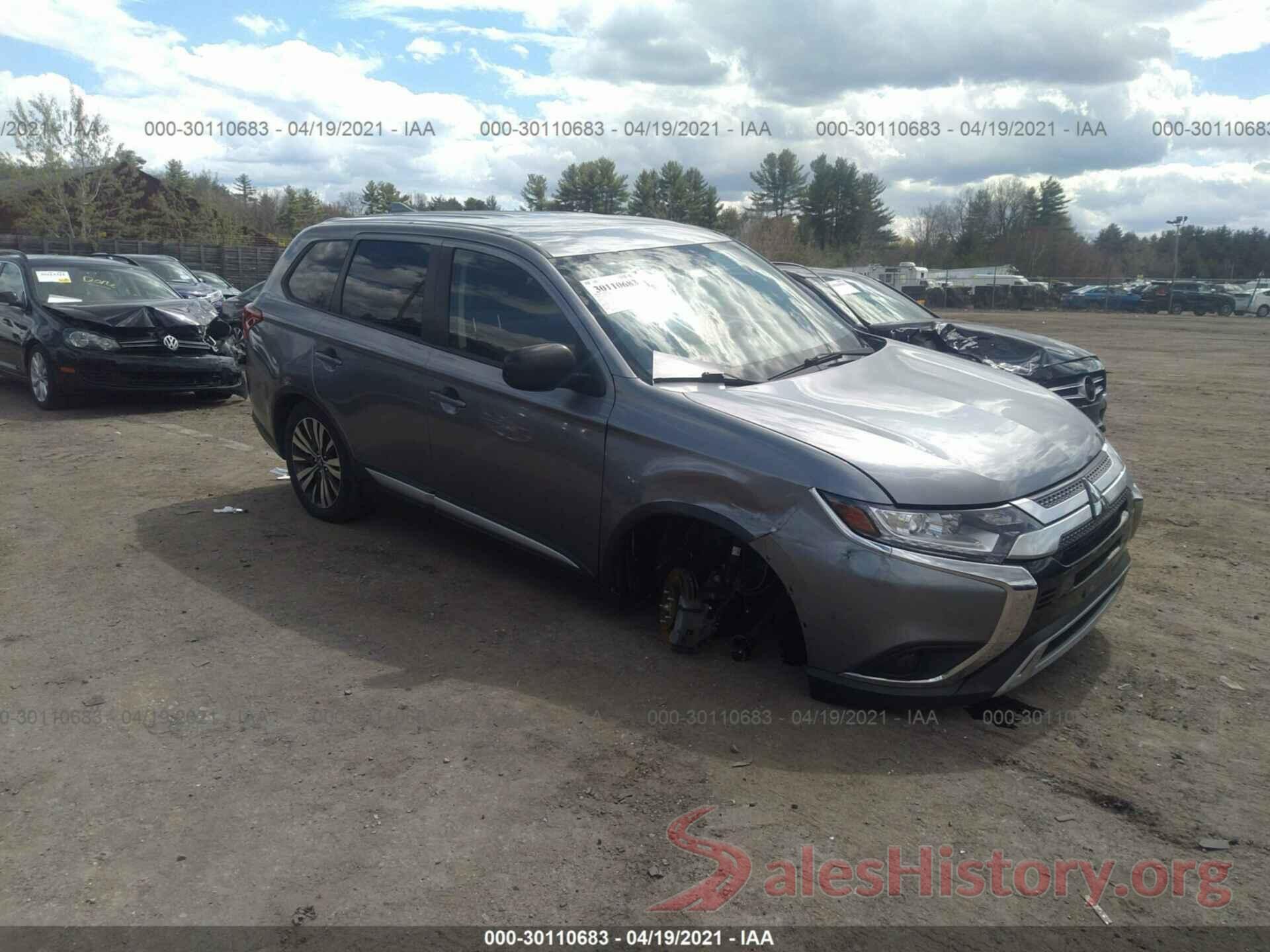 JA4AZ3A32KZ005987 2019 MITSUBISHI OUTLANDER