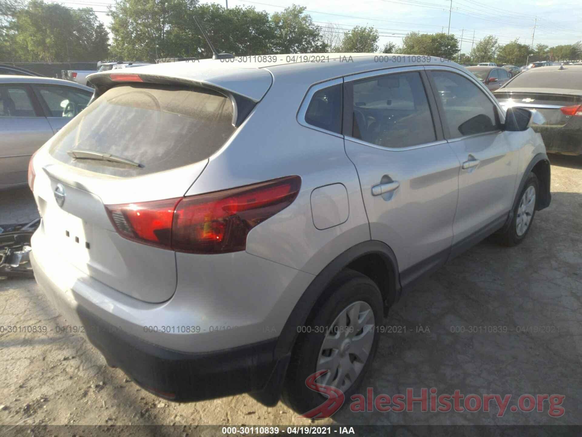 JN1BJ1CP5JW152913 2018 NISSAN ROGUE SPORT