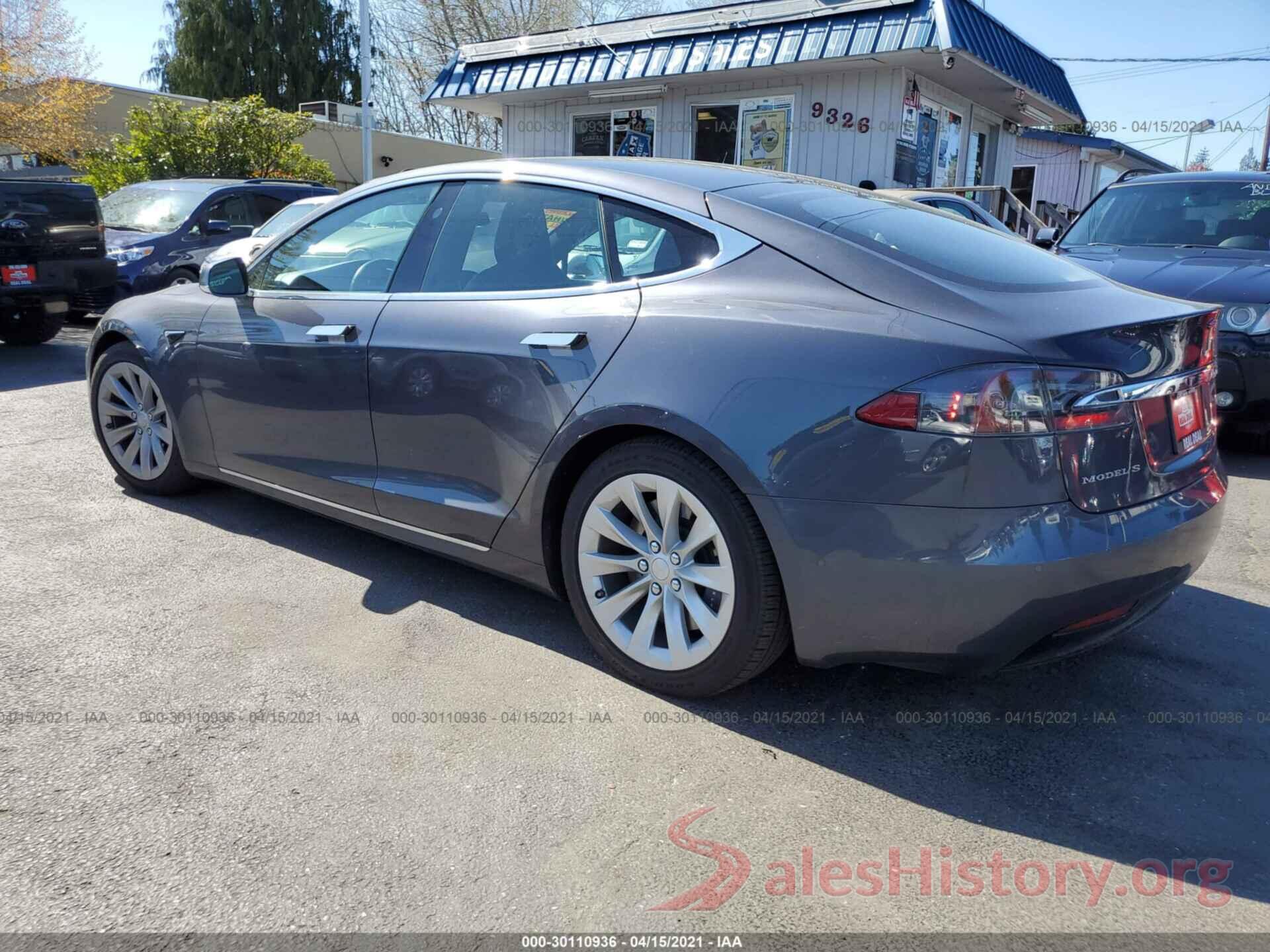 5YJSA1E21JF281668 2018 TESLA MODEL S