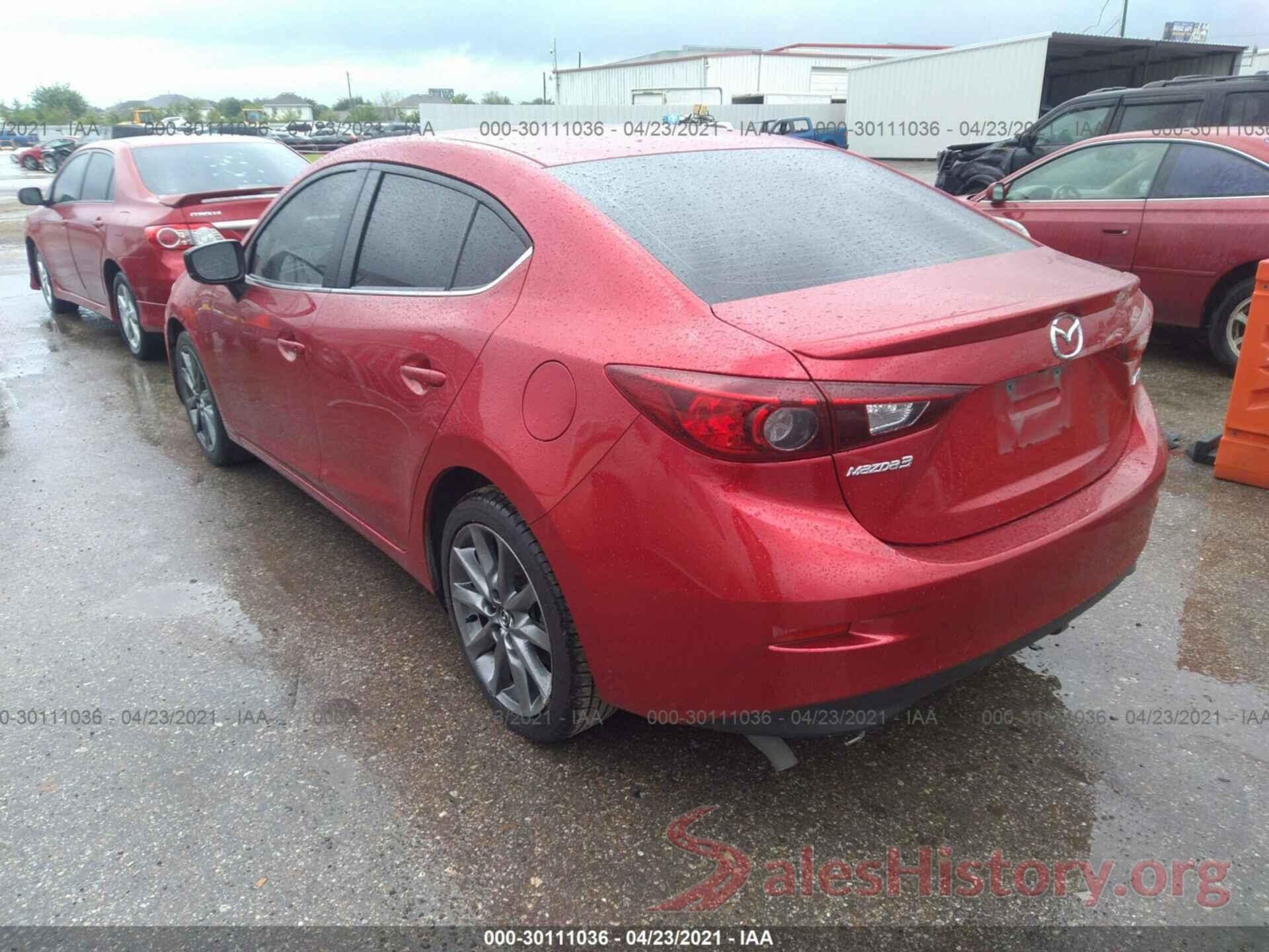 3MZBN1V33JM207738 2018 MAZDA MAZDA3 4-DOOR