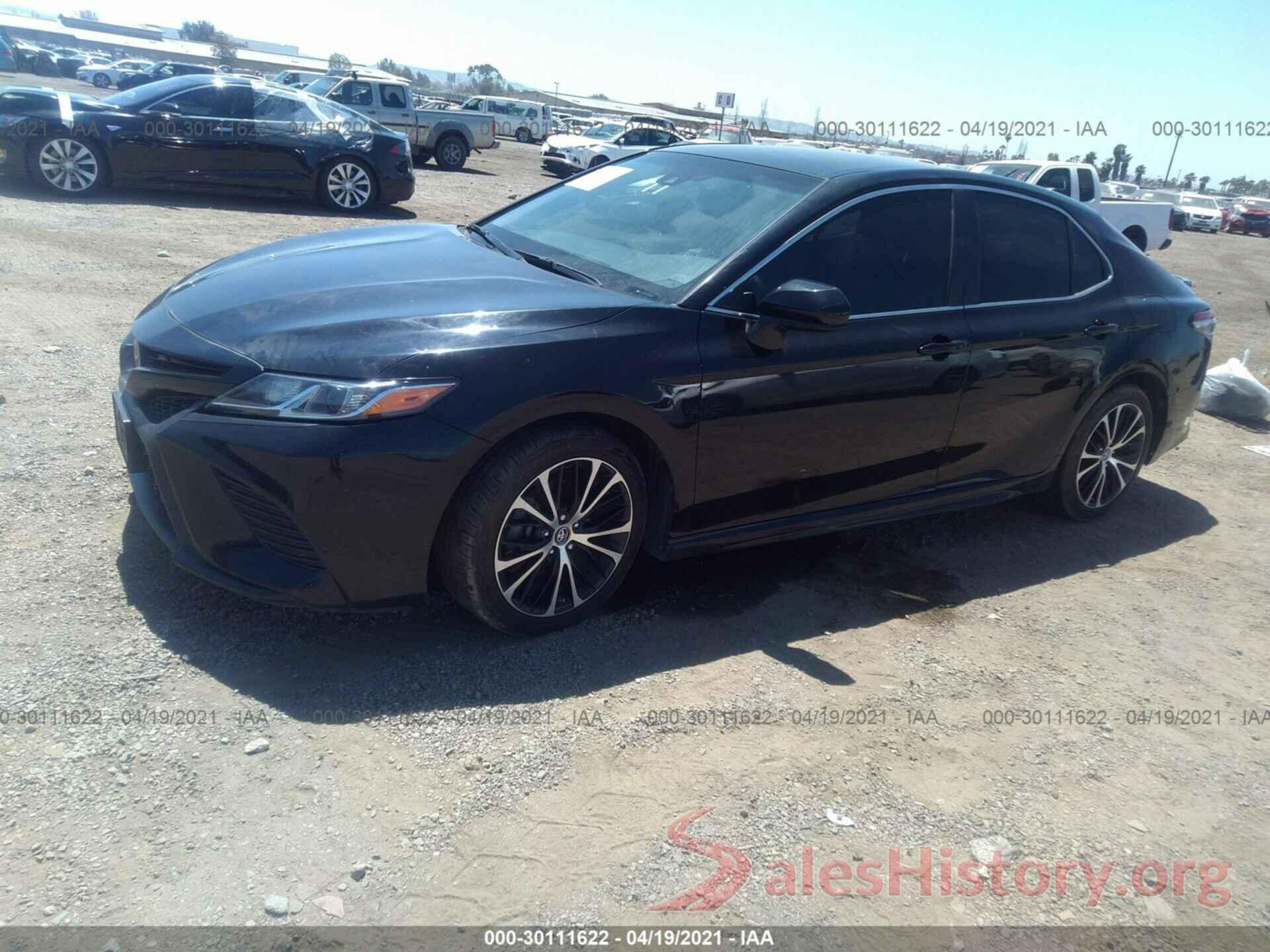 4T1B11HK5JU583883 2018 TOYOTA CAMRY