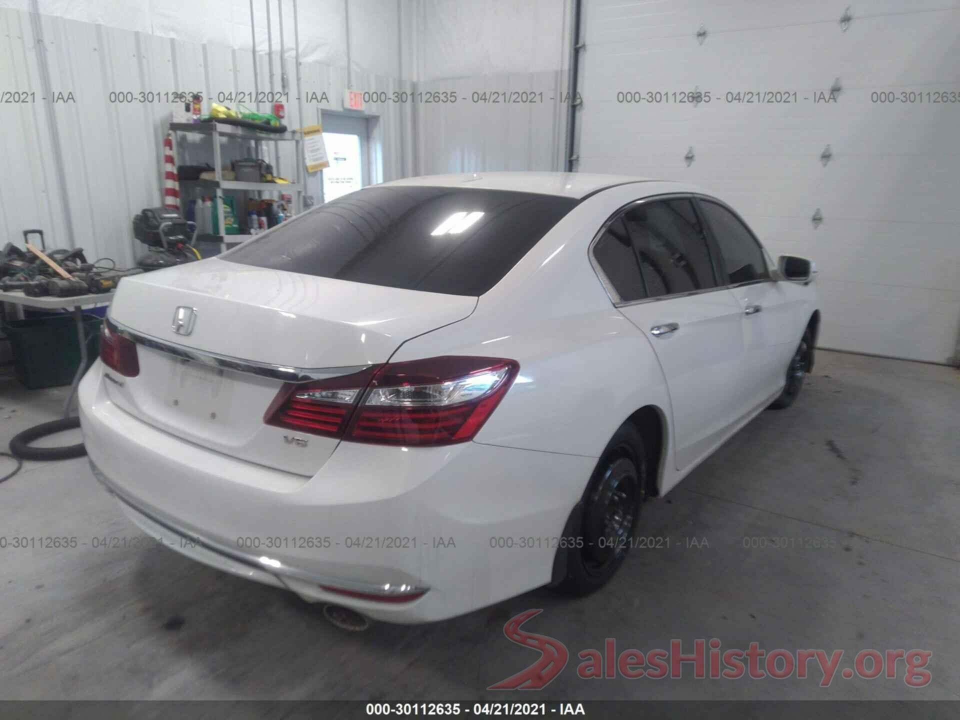 1HGCR3F82GA000489 2016 HONDA ACCORD SEDAN