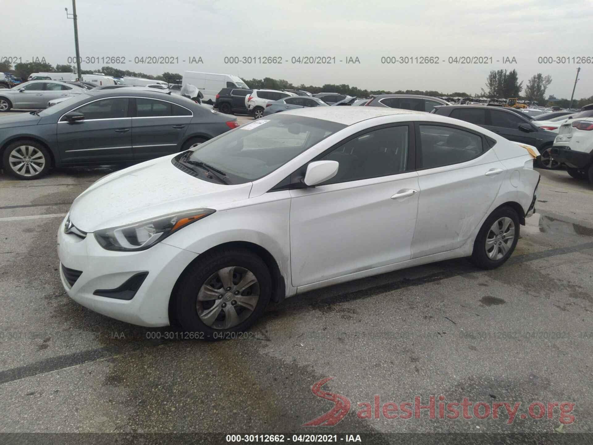 5NPDH4AE6GH665557 2016 HYUNDAI ELANTRA