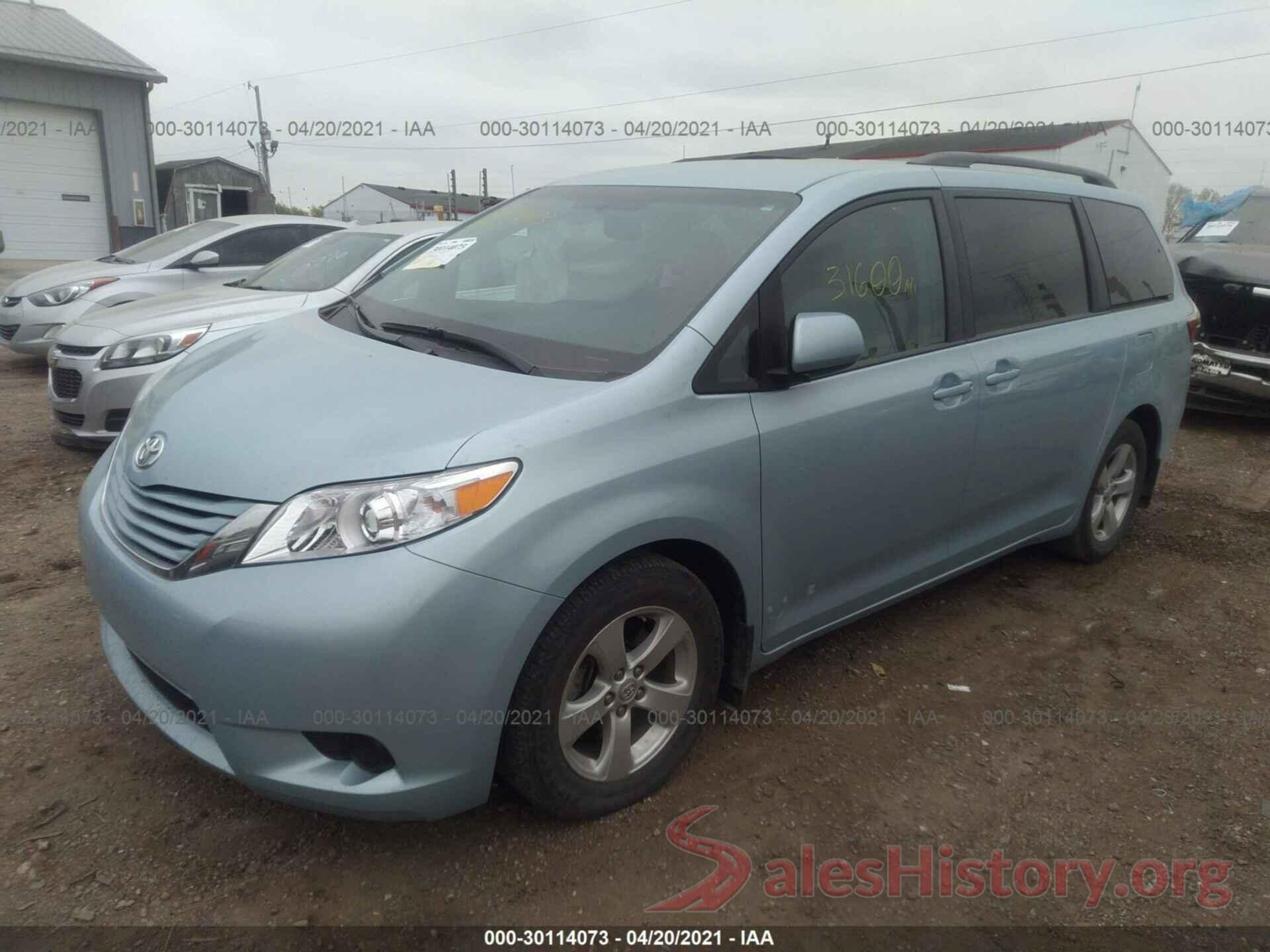 5TDKZ3DC6HS888427 2017 TOYOTA SIENNA