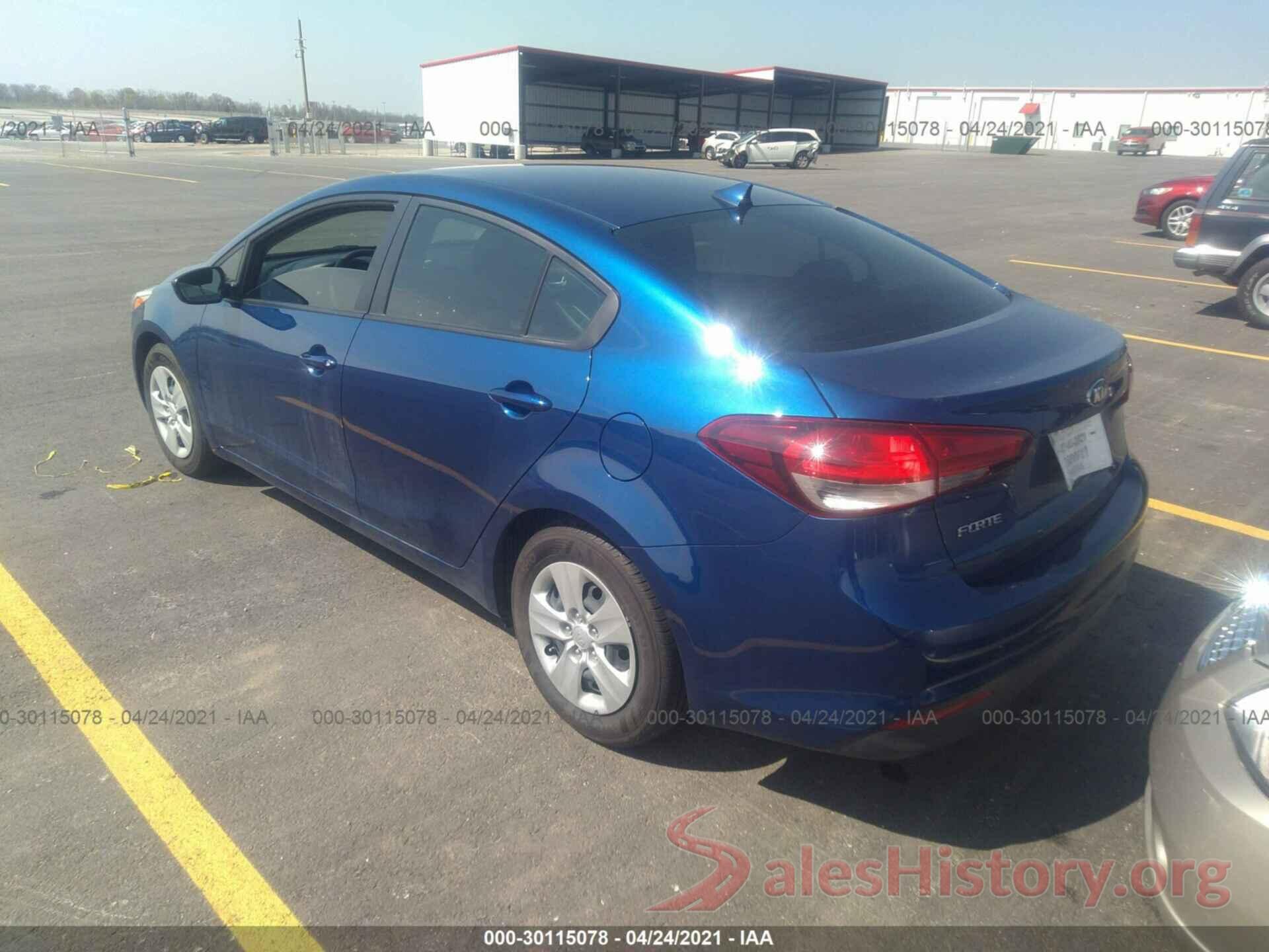 3KPFK4A78JE279276 2018 KIA FORTE