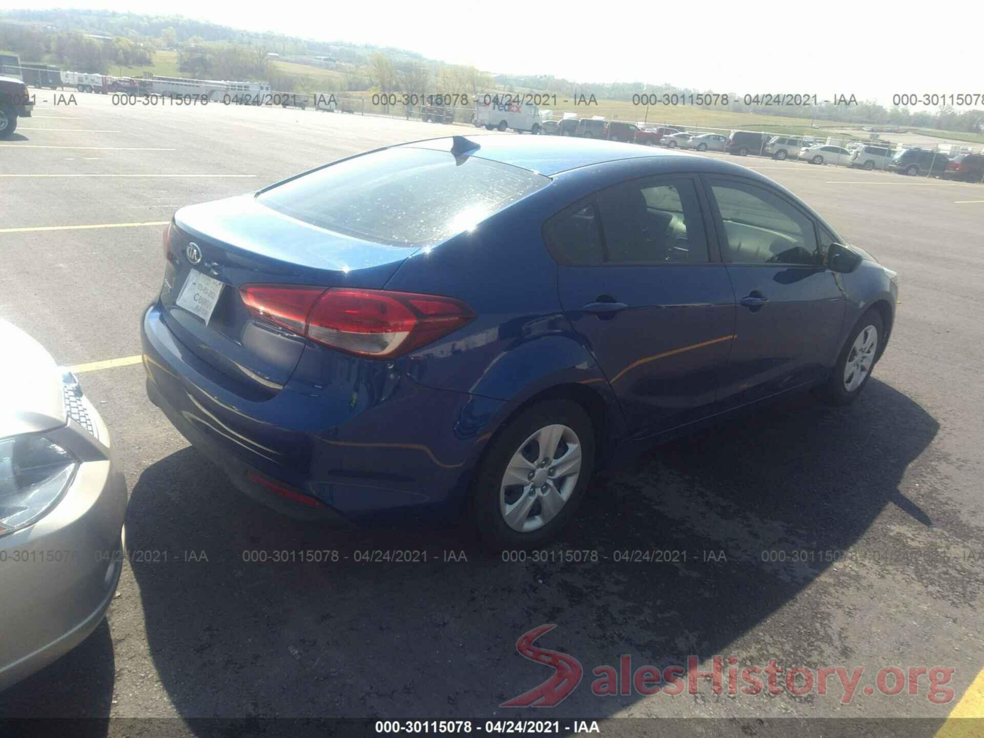 3KPFK4A78JE279276 2018 KIA FORTE