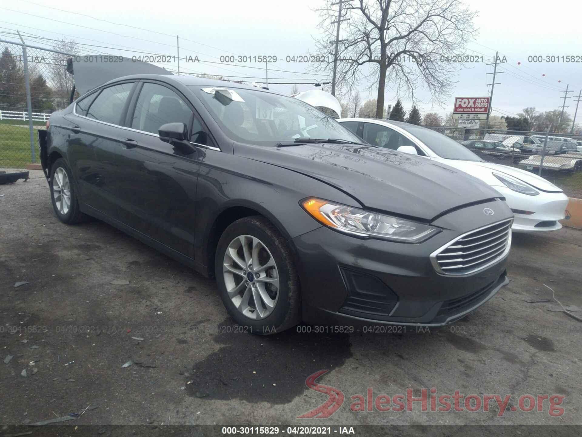 3FA6P0HD8KR112972 2019 FORD FUSION