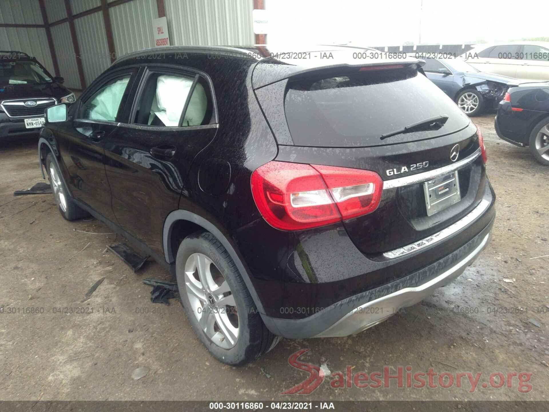 WDCTG4EB9JJ435499 2018 MERCEDES-BENZ GLA