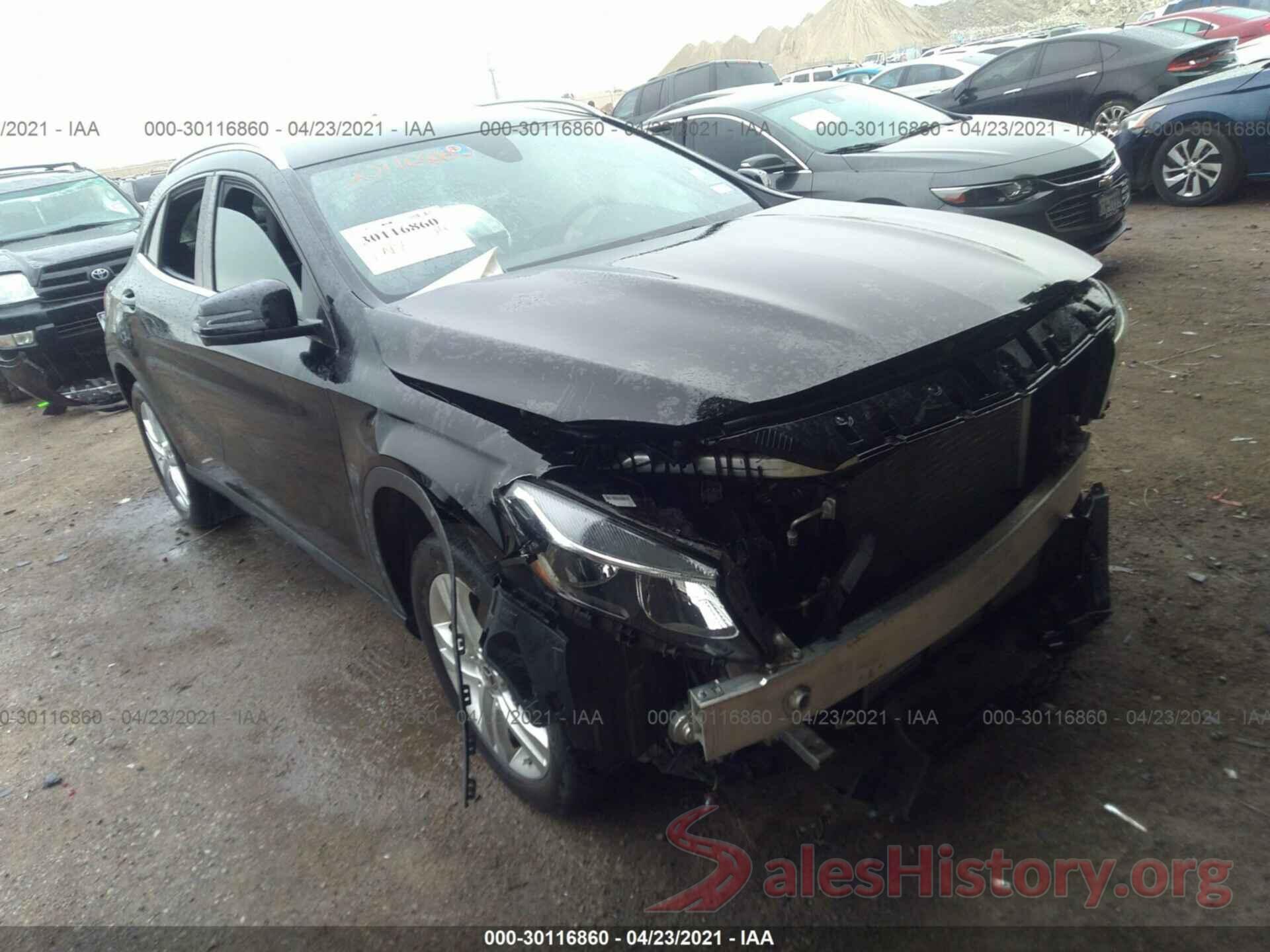 WDCTG4EB9JJ435499 2018 MERCEDES-BENZ GLA