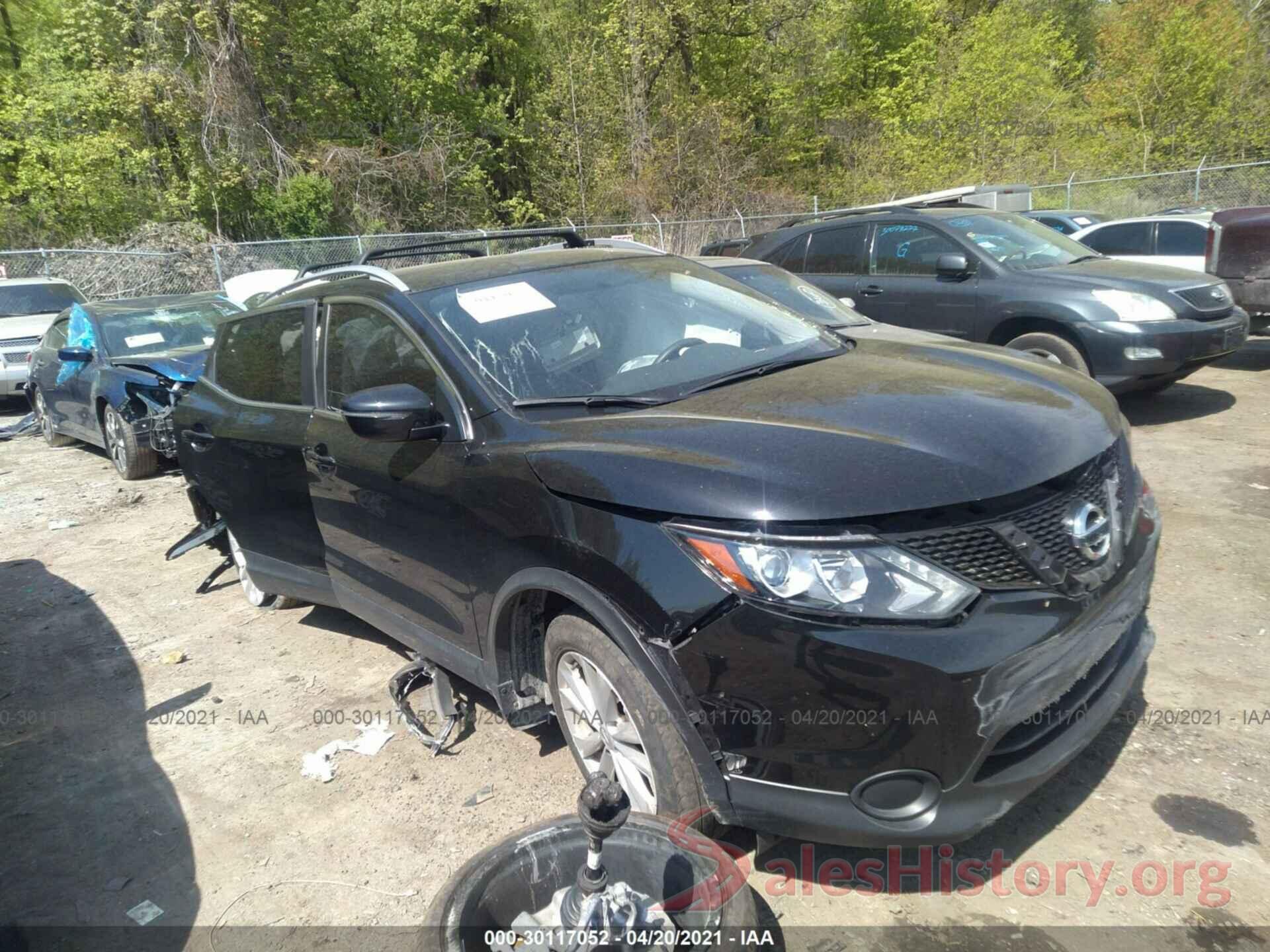 JN1BJ1CR1HW123596 2017 NISSAN ROGUE SPORT