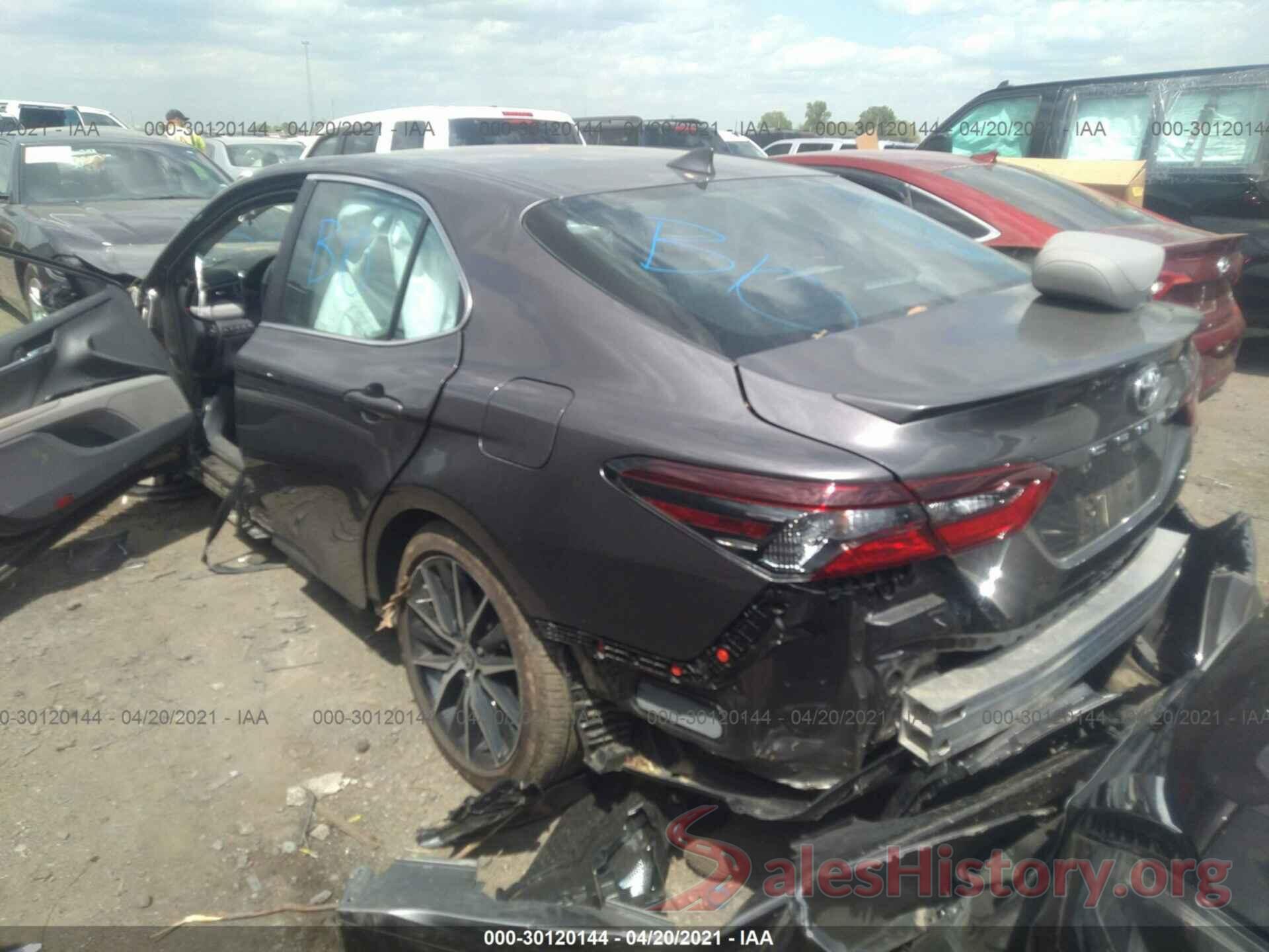 4T1G11AK7MU407275 2021 TOYOTA CAMRY