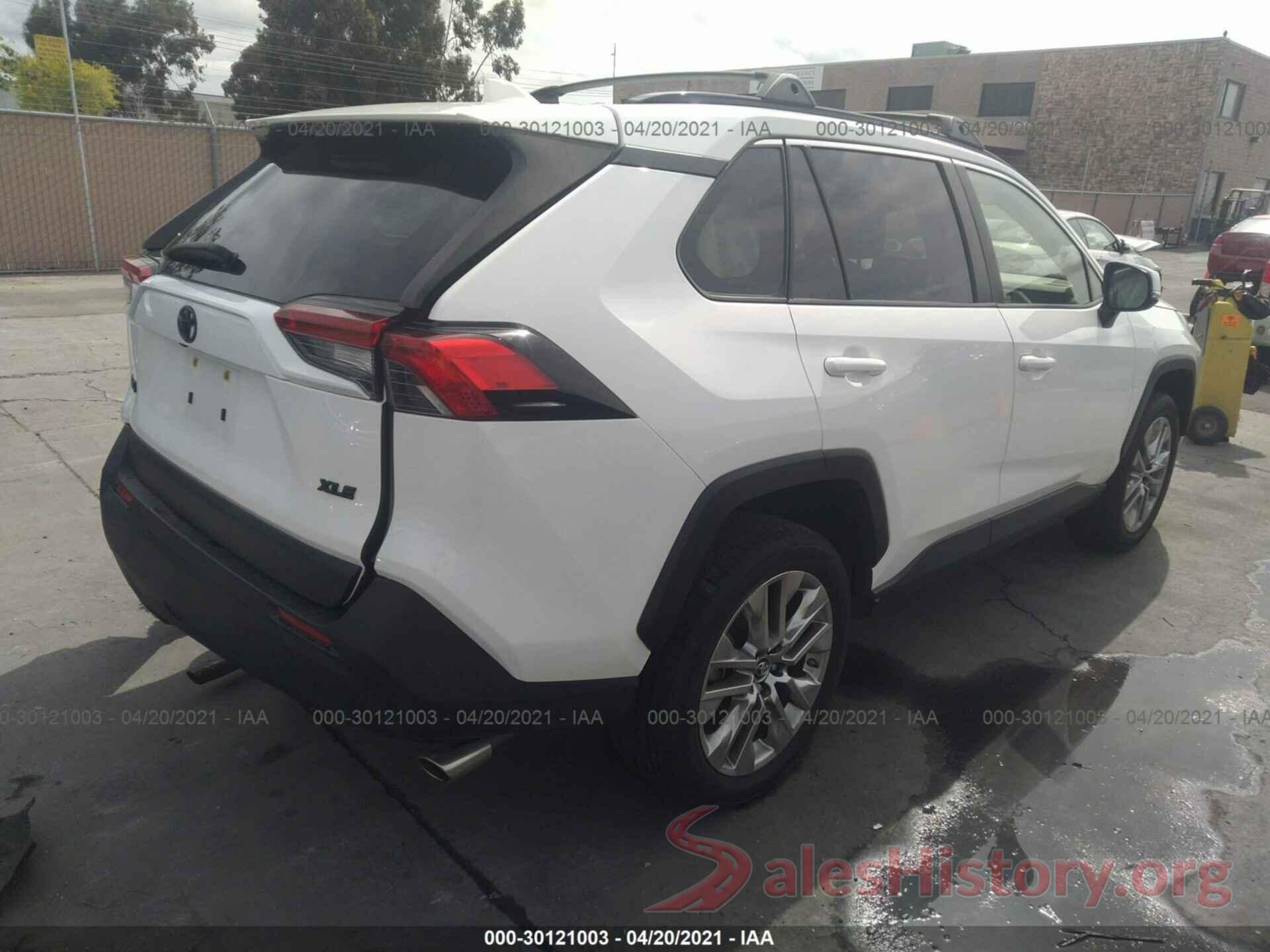 JTMC1RFV6KD009444 2019 TOYOTA RAV4