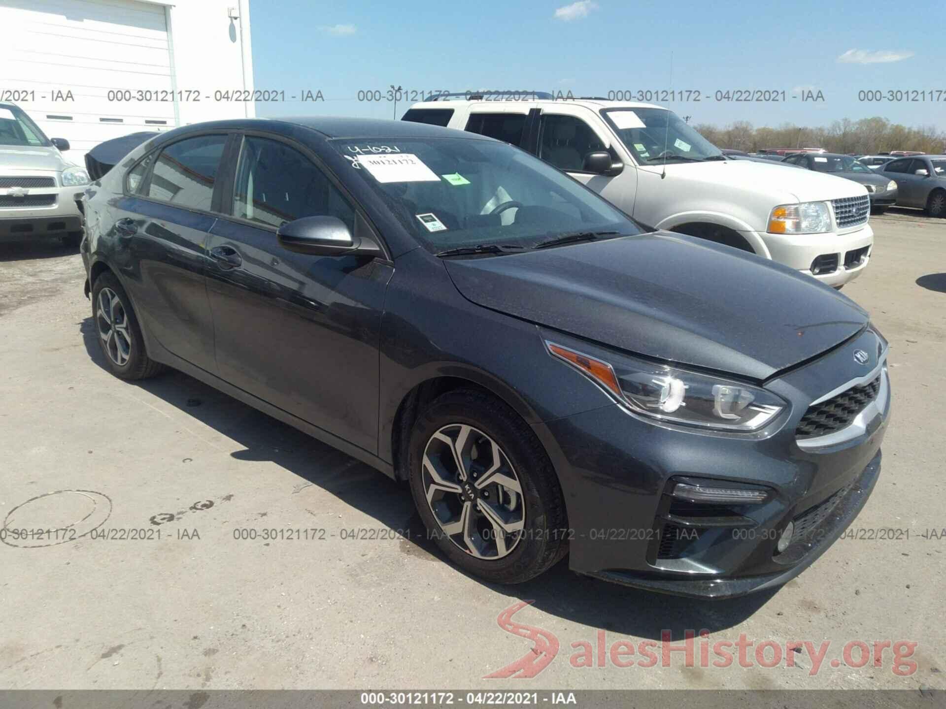 3KPF24AD4ME288163 2021 KIA FORTE