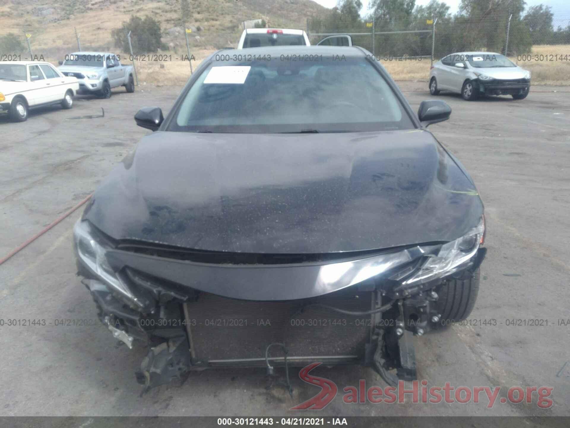 4T1B11HK1JU614448 2018 TOYOTA CAMRY