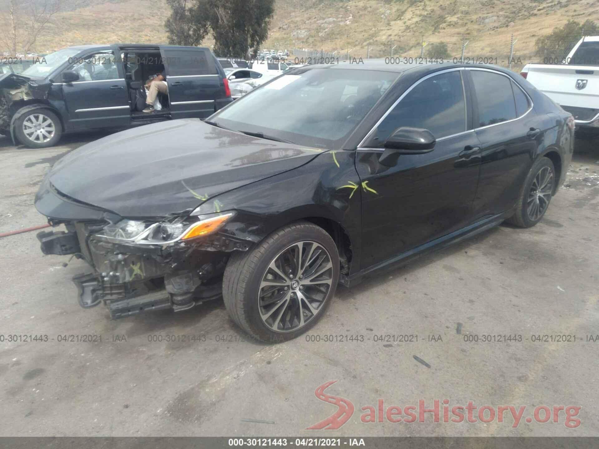 4T1B11HK1JU614448 2018 TOYOTA CAMRY