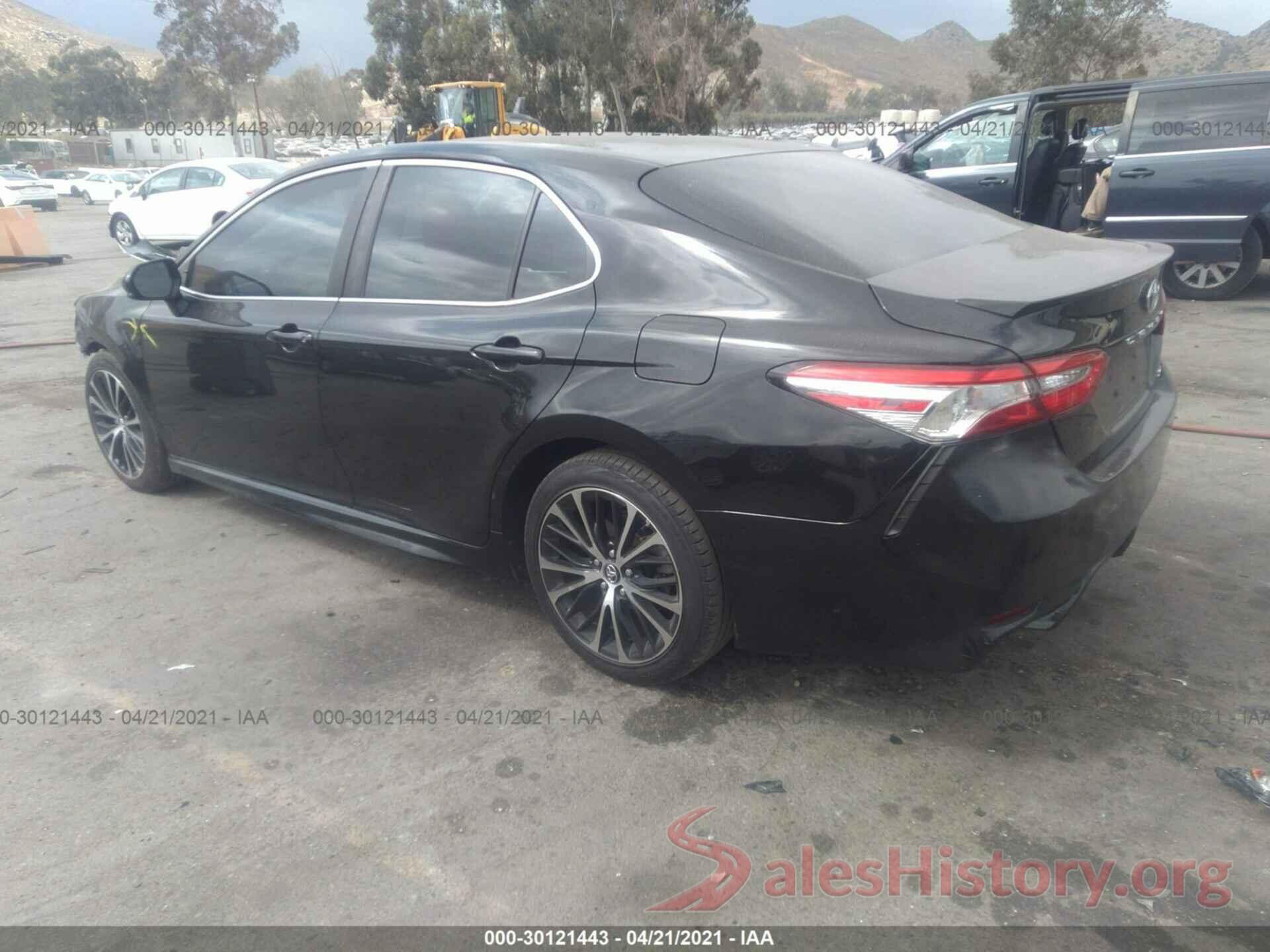 4T1B11HK1JU614448 2018 TOYOTA CAMRY