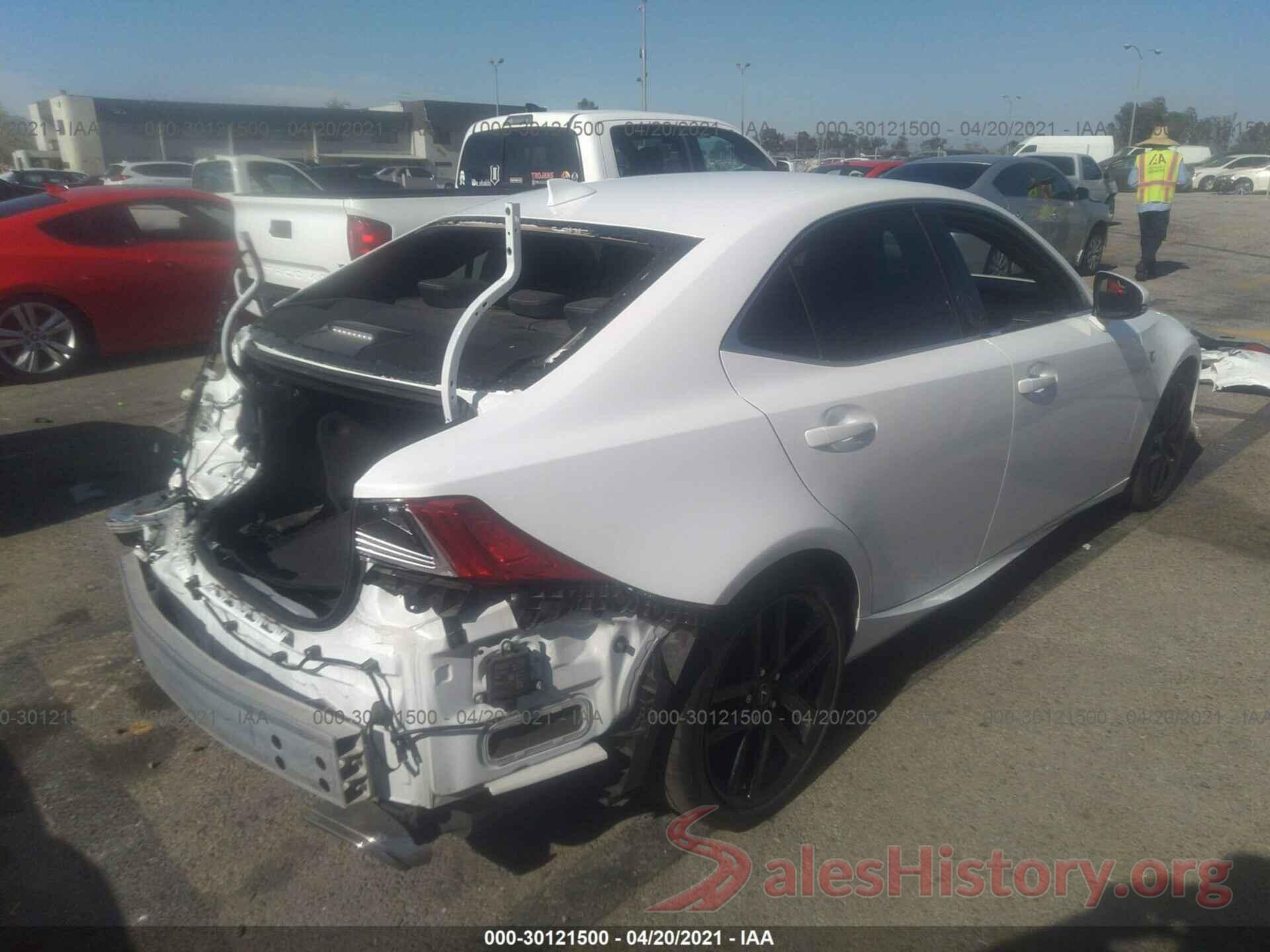 JTHBA1D2XJ5070518 2018 LEXUS IS