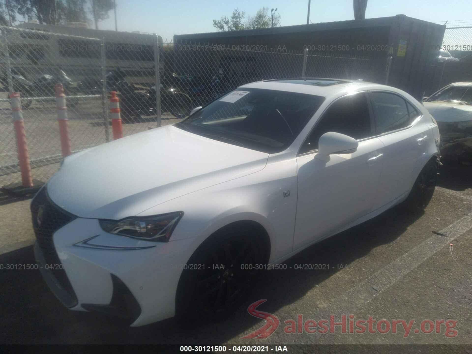 JTHBA1D2XJ5070518 2018 LEXUS IS