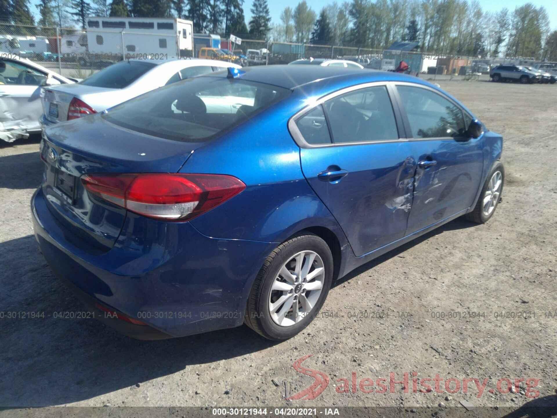 3KPFL4A78HE153118 2017 KIA FORTE