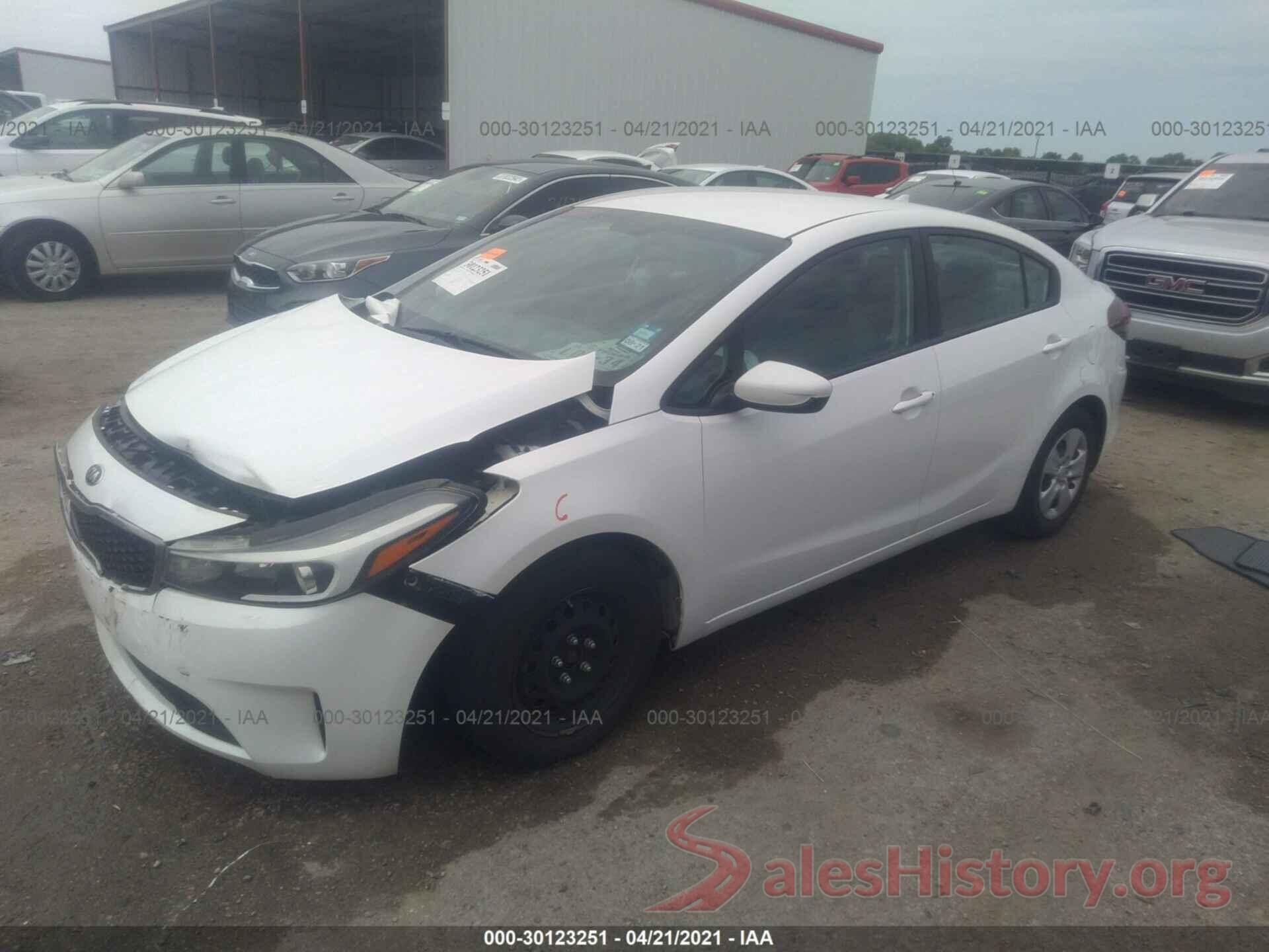 3KPFL4A71HE029417 2017 KIA FORTE