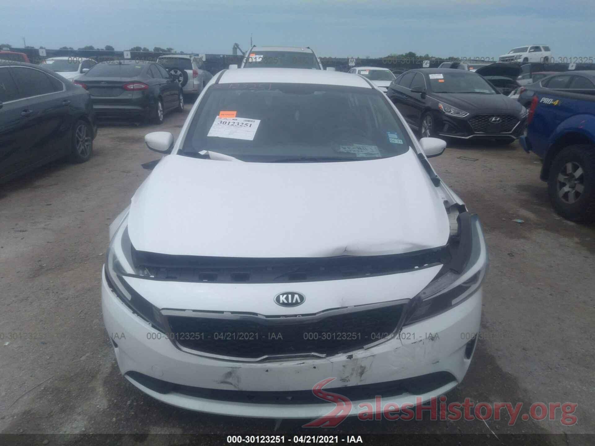 3KPFL4A71HE029417 2017 KIA FORTE