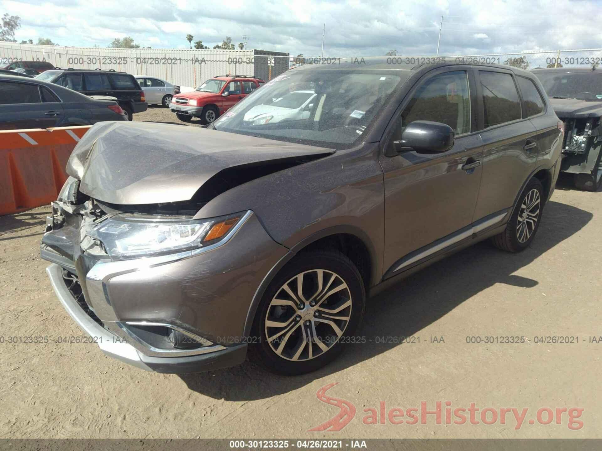 JA4AD2A3XHZ069731 2017 MITSUBISHI OUTLANDER