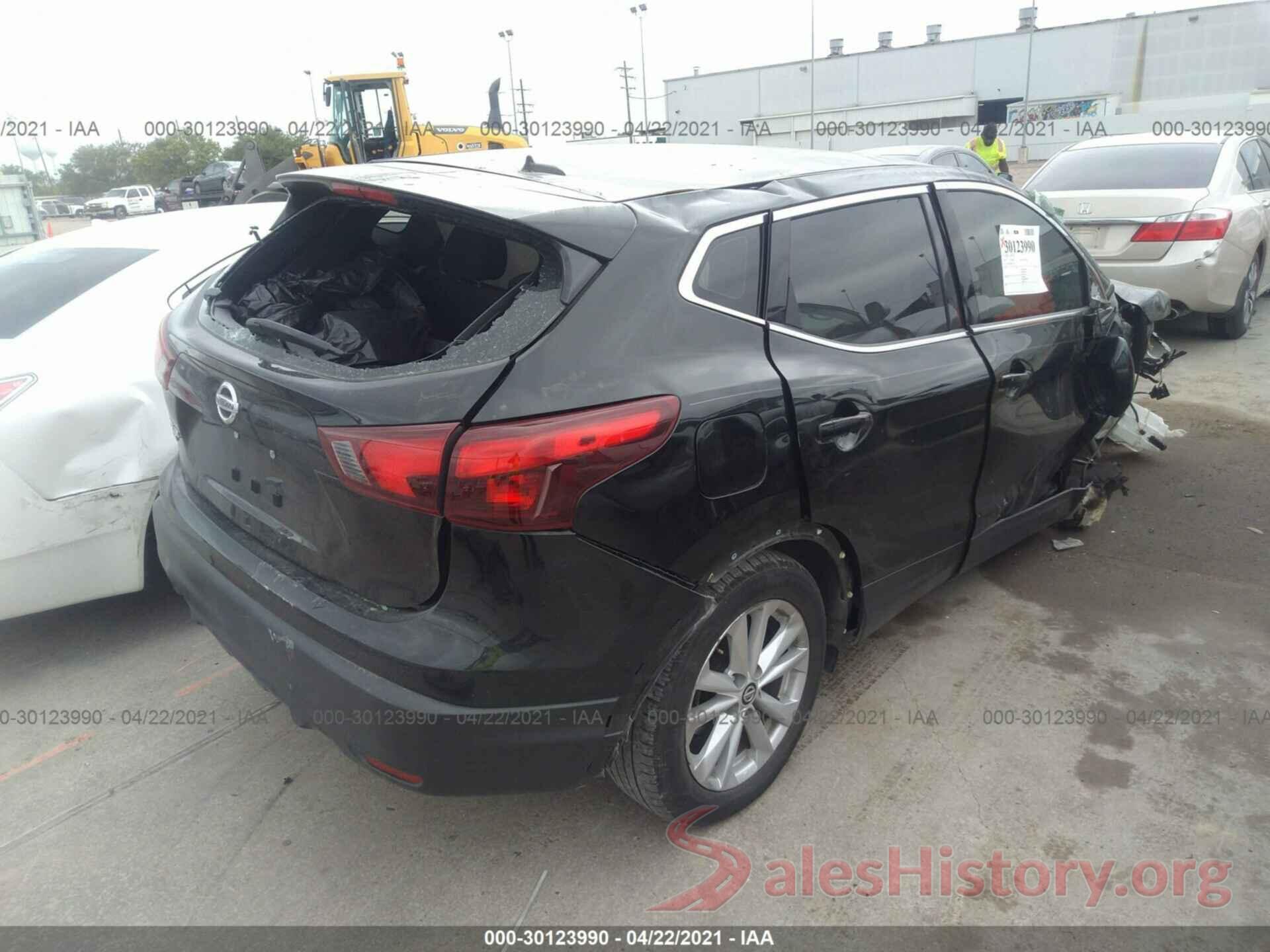 JN1BJ1CP8KW527422 2019 NISSAN ROGUE SPORT