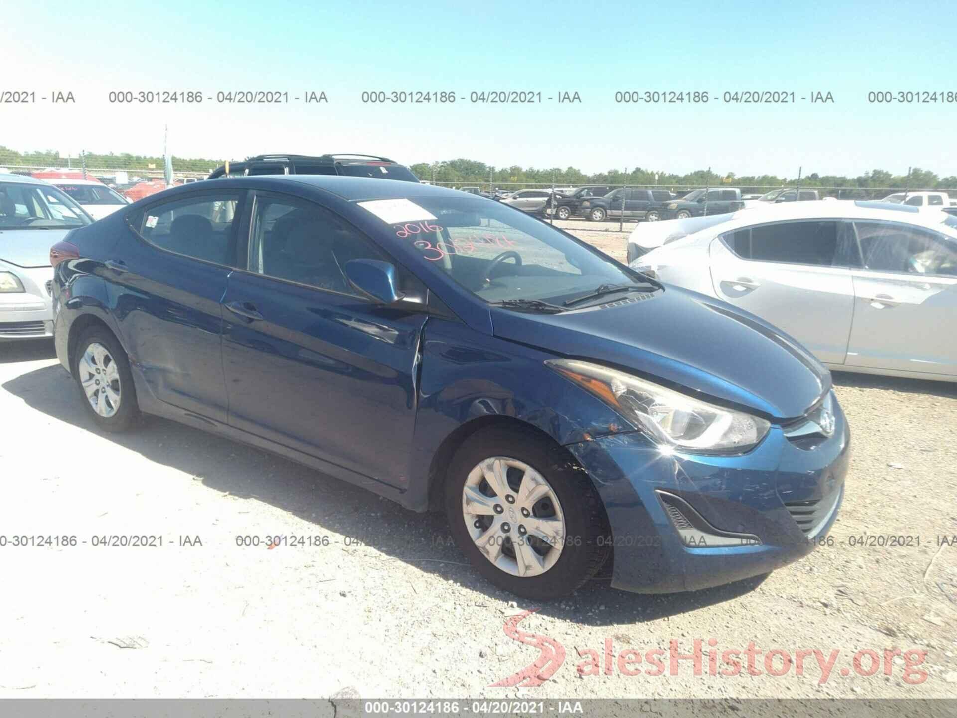 5NPDH4AE4GH713878 2016 HYUNDAI ELANTRA