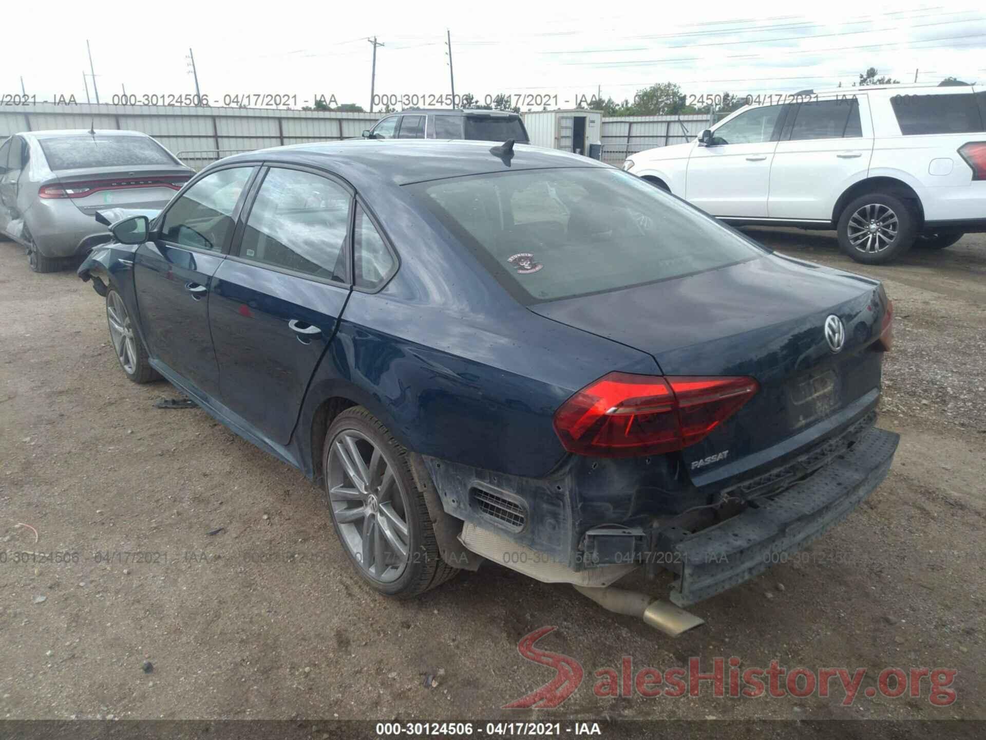 1VWAA7A33JC034790 2018 VOLKSWAGEN PASSAT