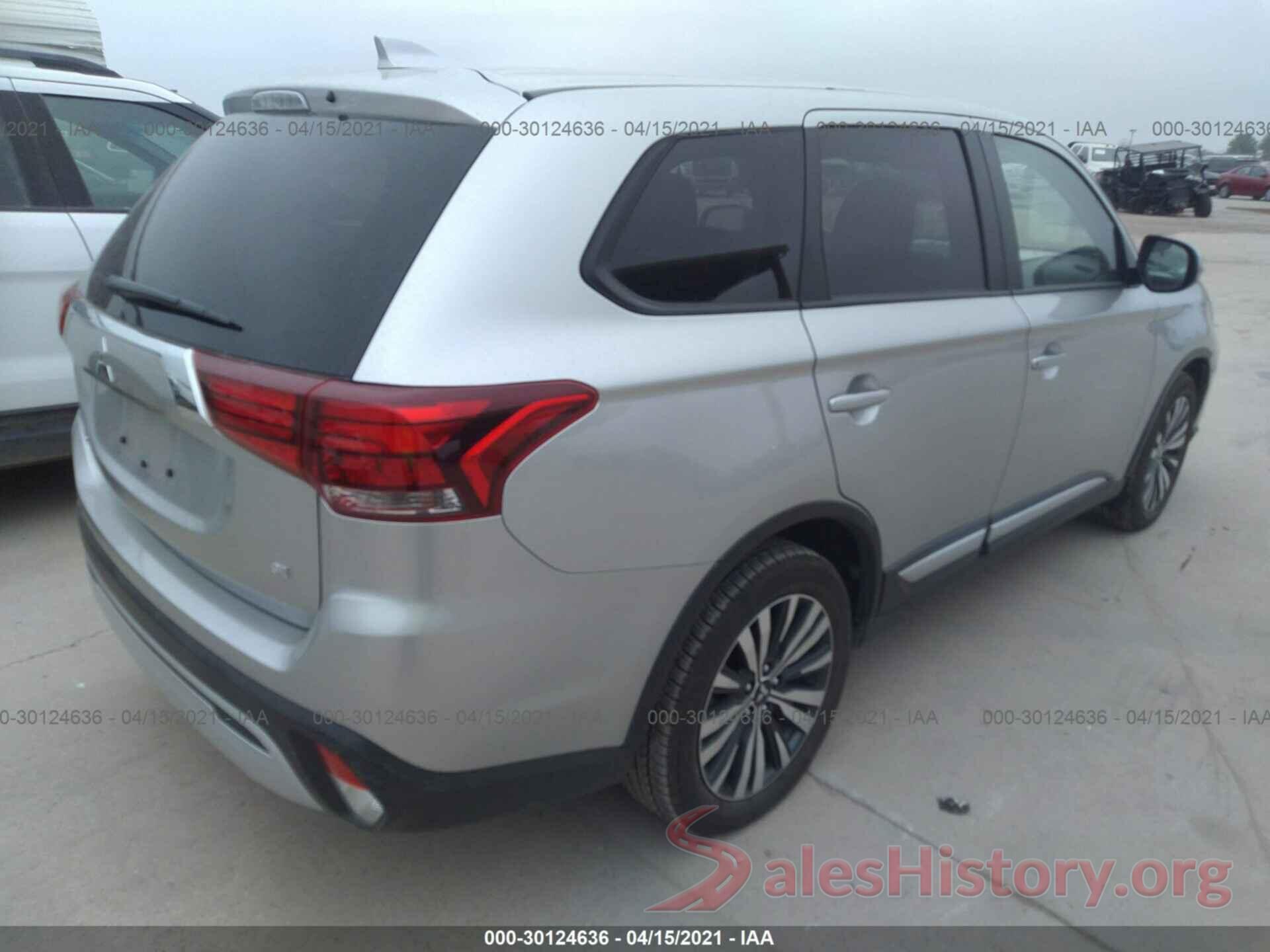 JA4AD3A35LZ043827 2020 MITSUBISHI OUTLANDER