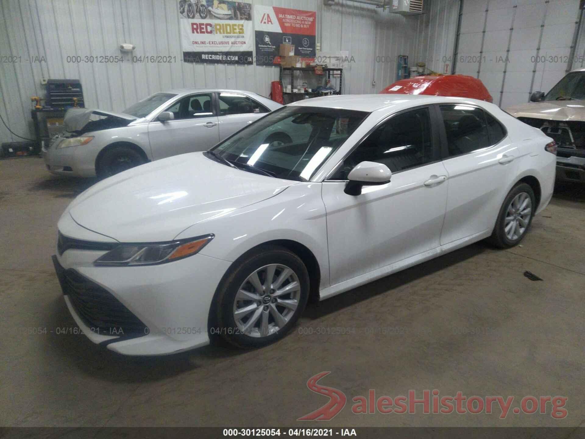 4T1B11HK3JU624978 2018 TOYOTA CAMRY