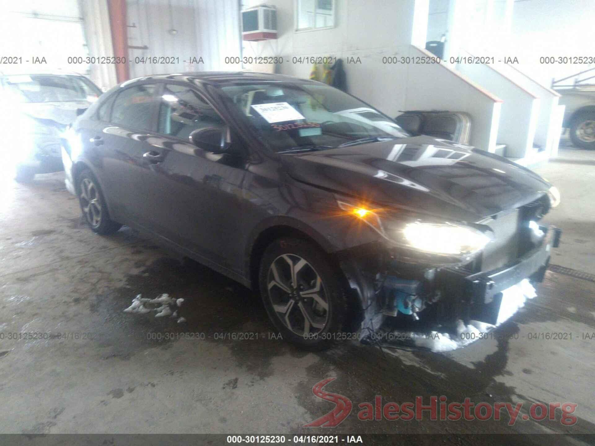 3KPF24AD2ME322729 2021 KIA FORTE