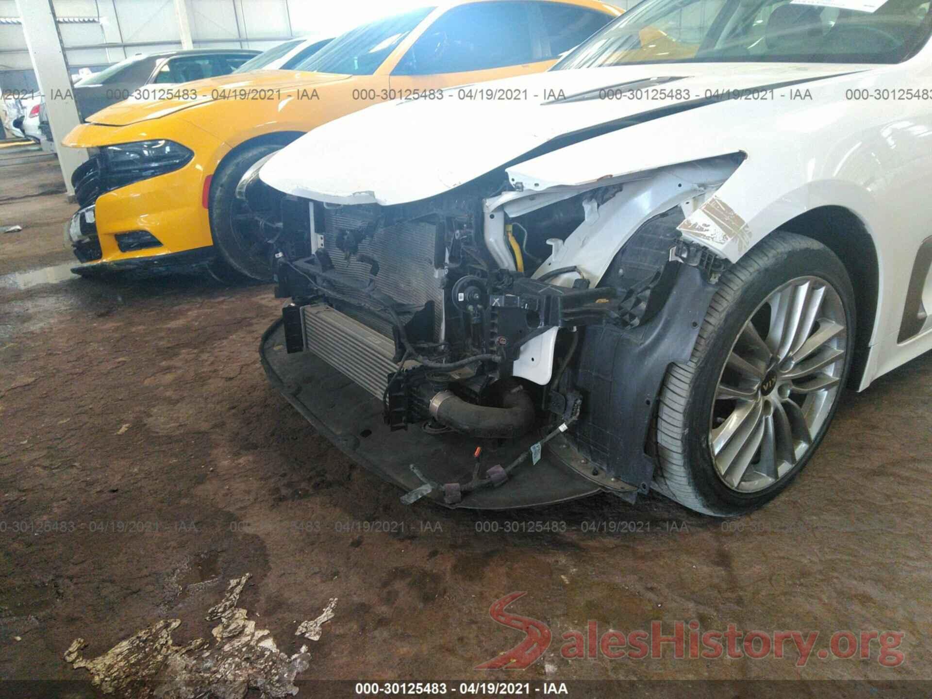 KNAE15LA2J6031251 2018 KIA STINGER