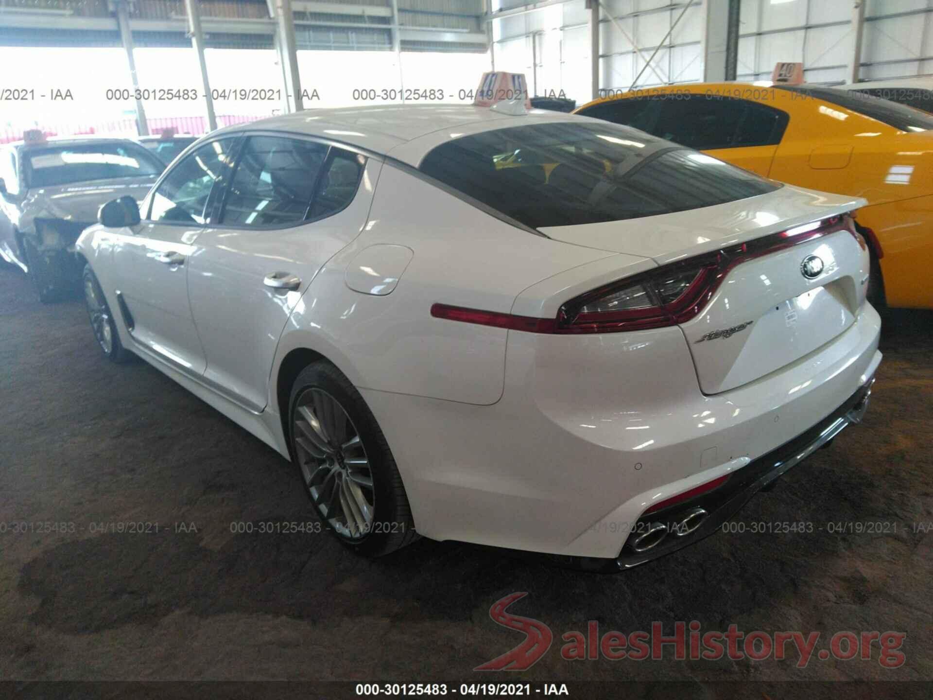 KNAE15LA2J6031251 2018 KIA STINGER