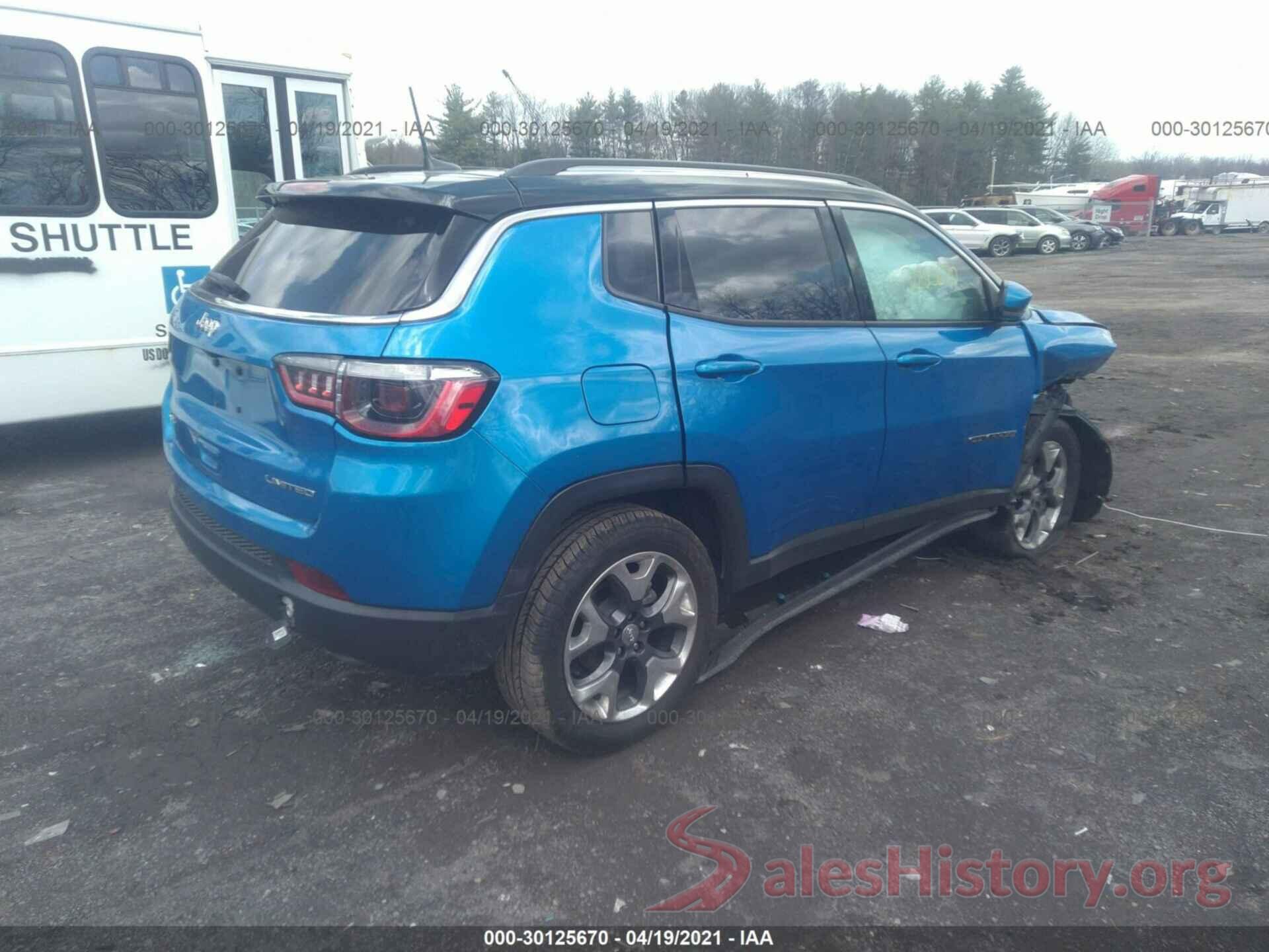 3C4NJDCB8JT267155 2018 JEEP COMPASS